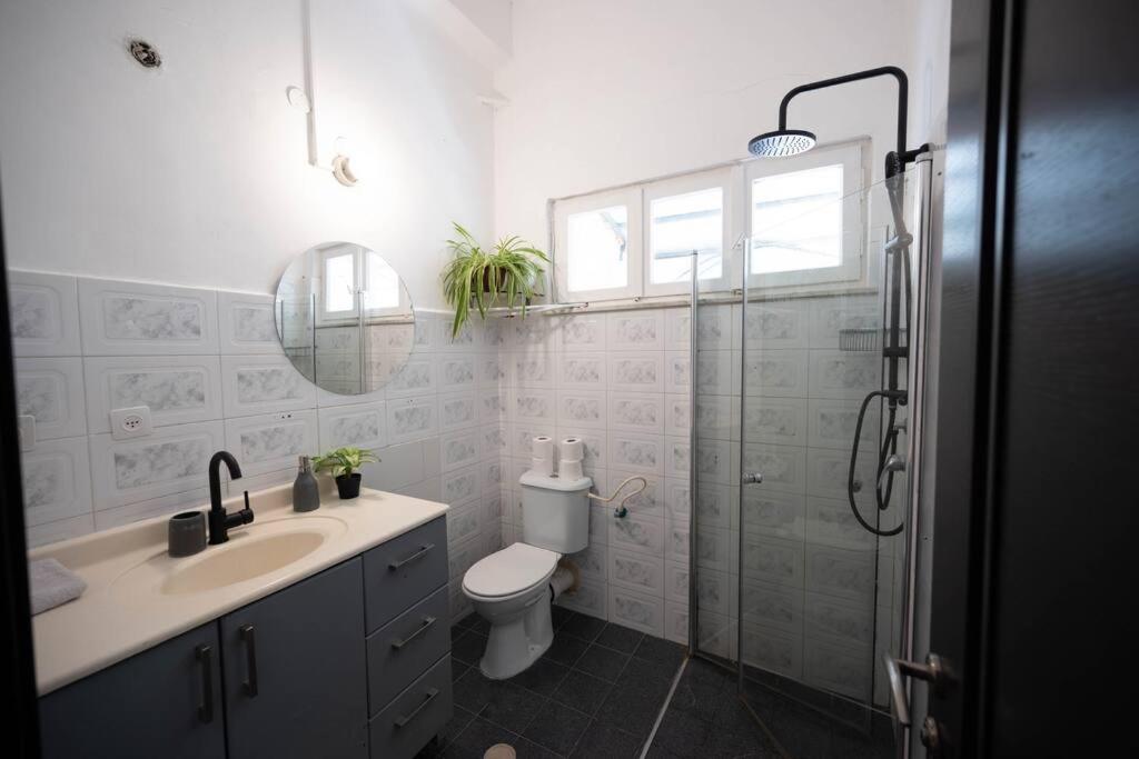 Awesome apartment up to 6 guests