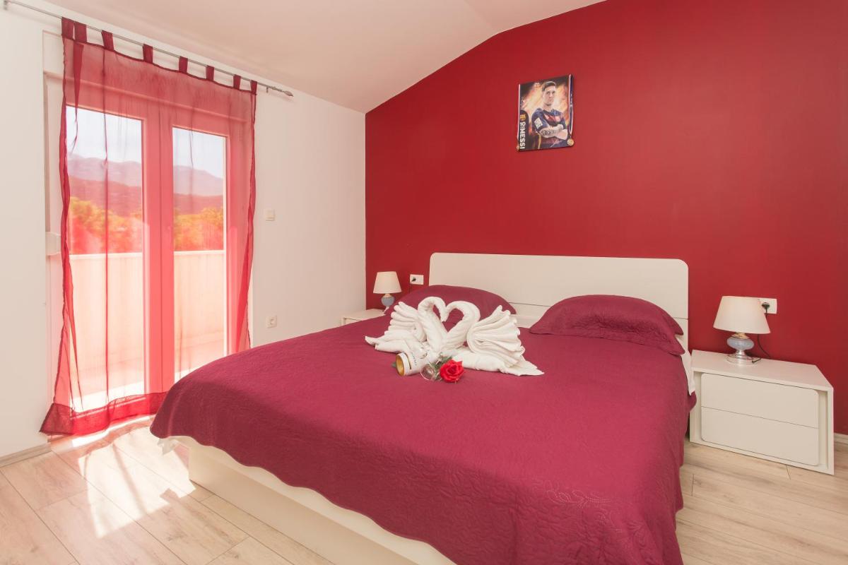 Villa Tomic view 4