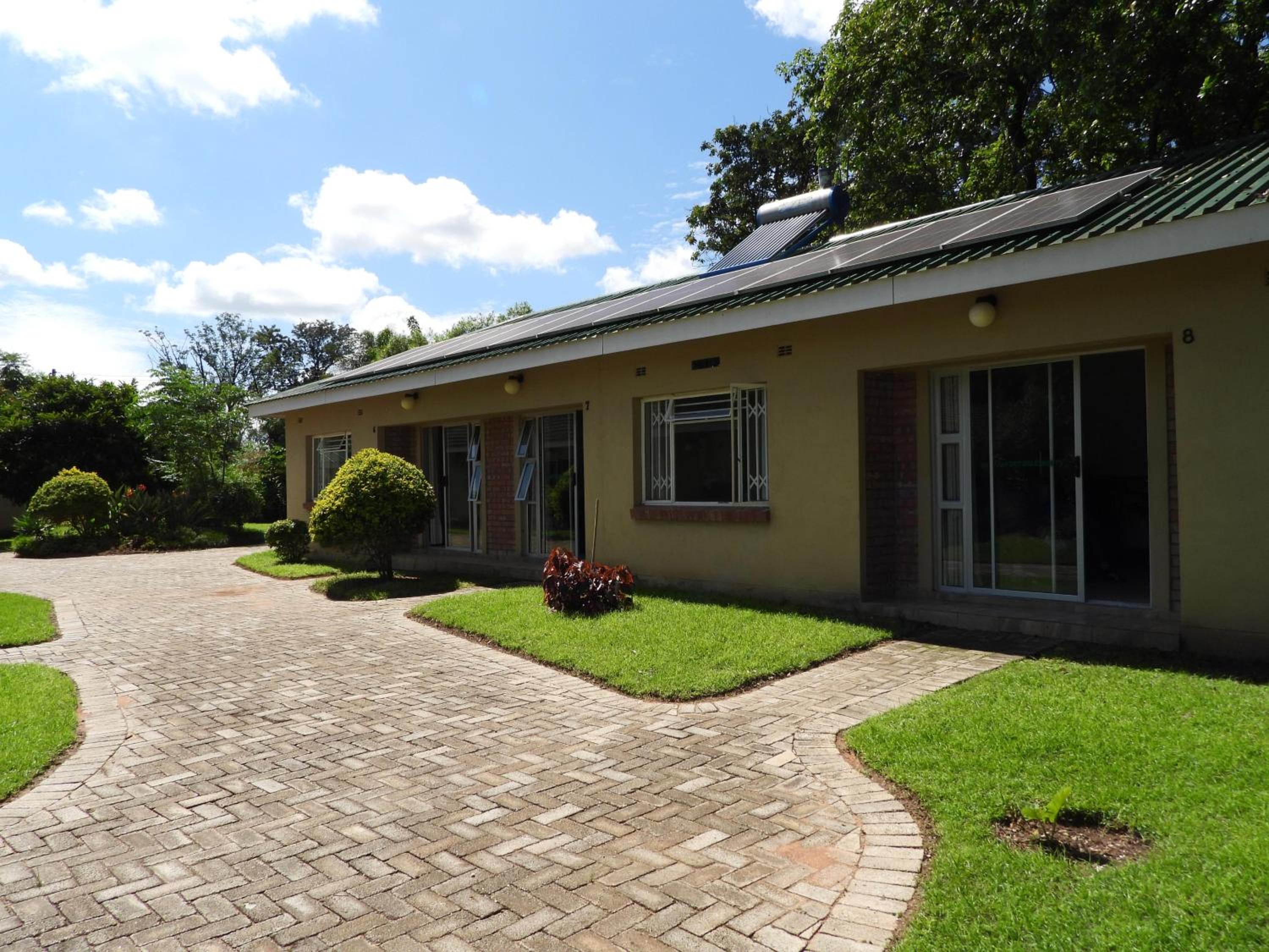 2 bedroomed apartment with en-suite and kitchenette - 2071 view 3