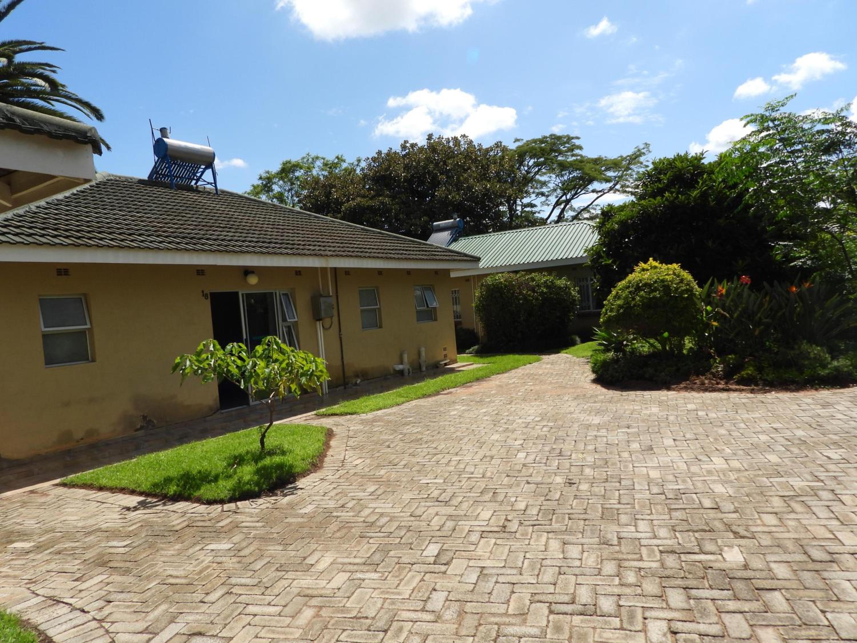 2 bedroomed apartment with en-suite and kitchenette - 2071 view 5