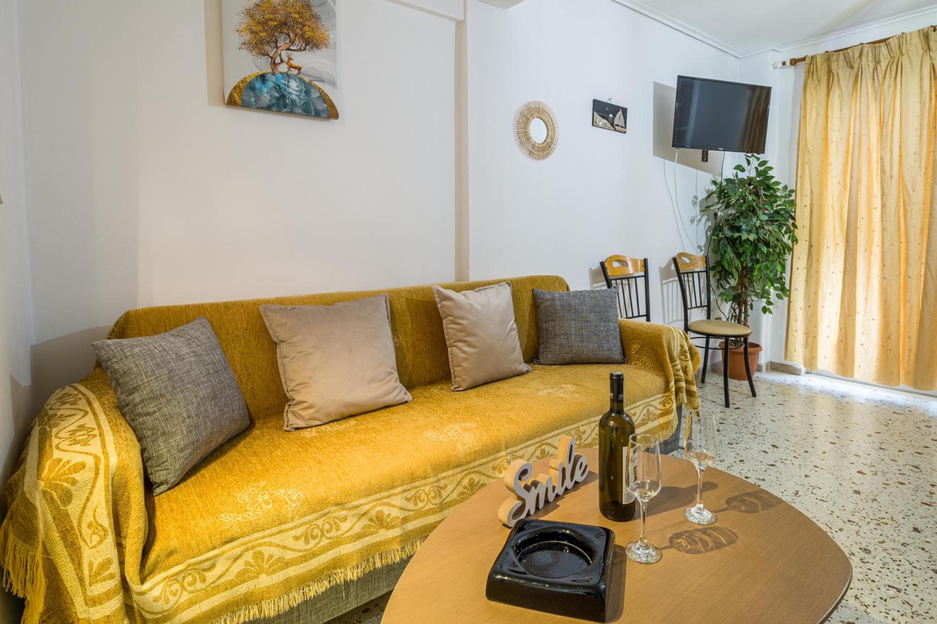Loutraki Beach & Casino Condo view 4