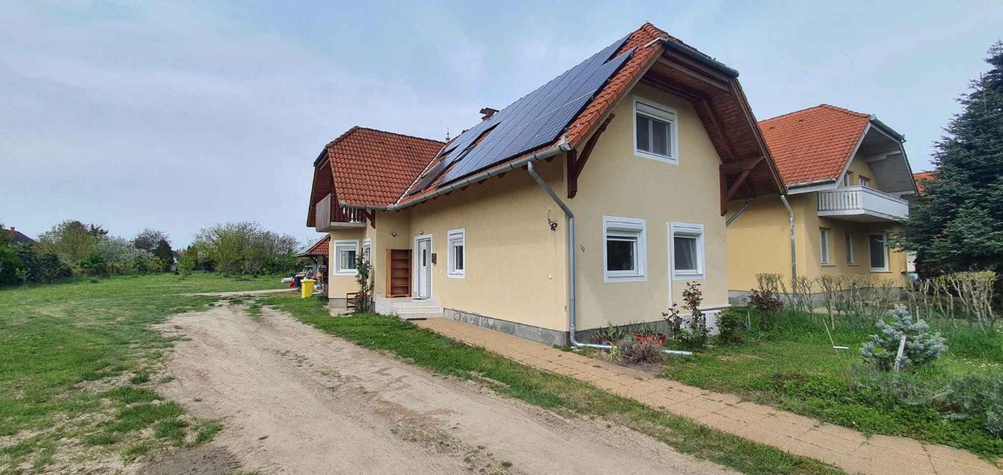 Apartment in Balatonbereny 40988