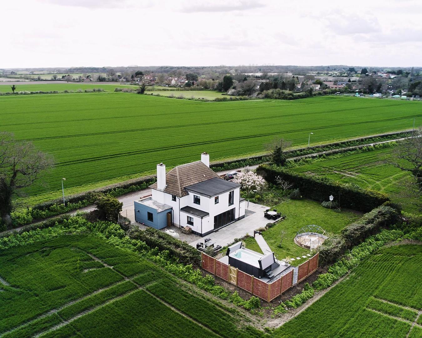 Covehithe House-Coastal luxury- sleeps 12-with huge swimspa! view 2