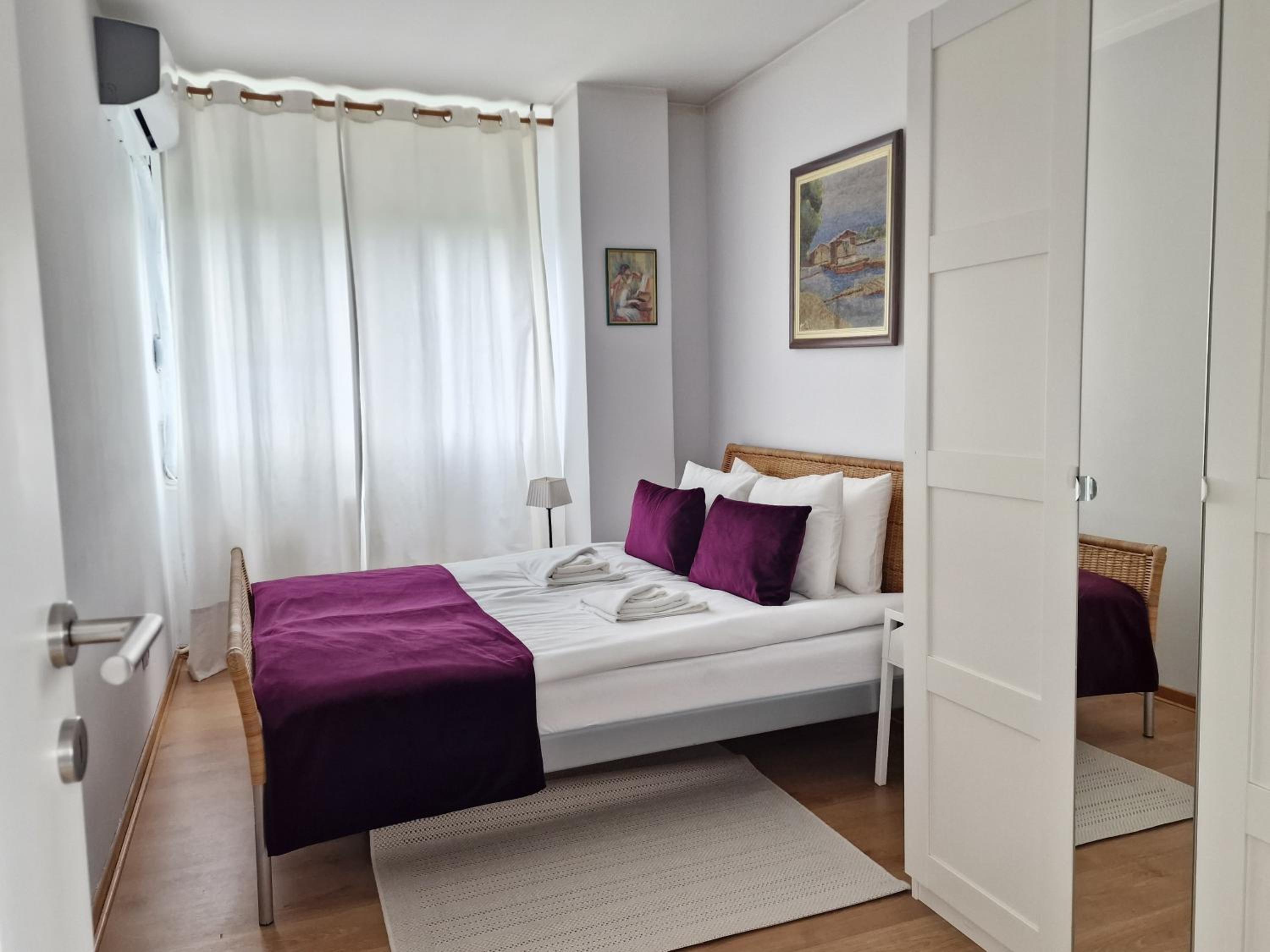 Usce Downtown Apartment view 5