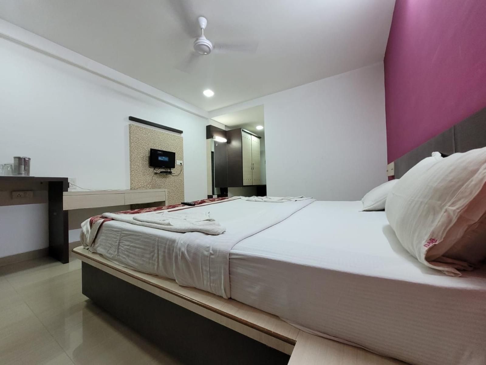 Sandesh Resort
