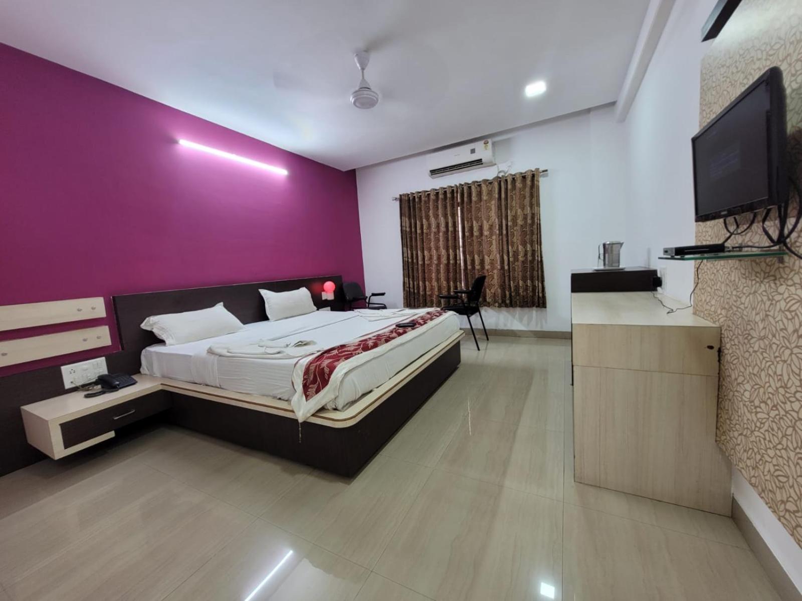 Sandesh Resort
