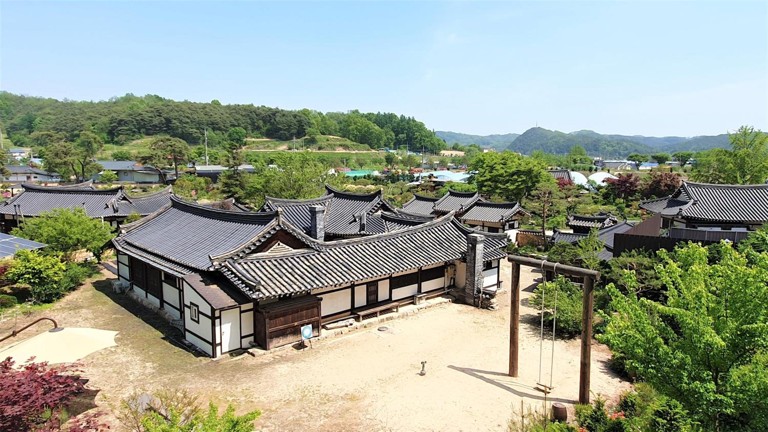Tohyang Traditional House view 5