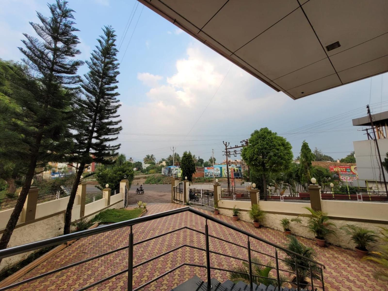 Sandesh Resort
