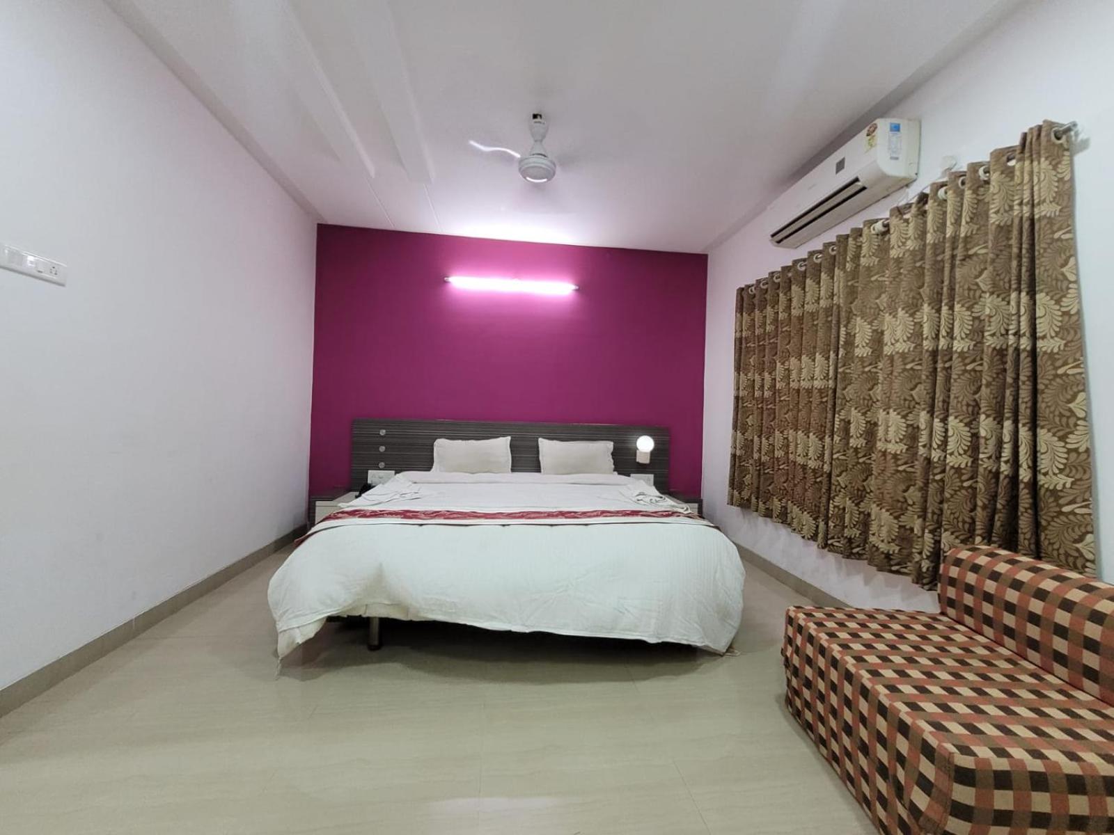 Sandesh Resort