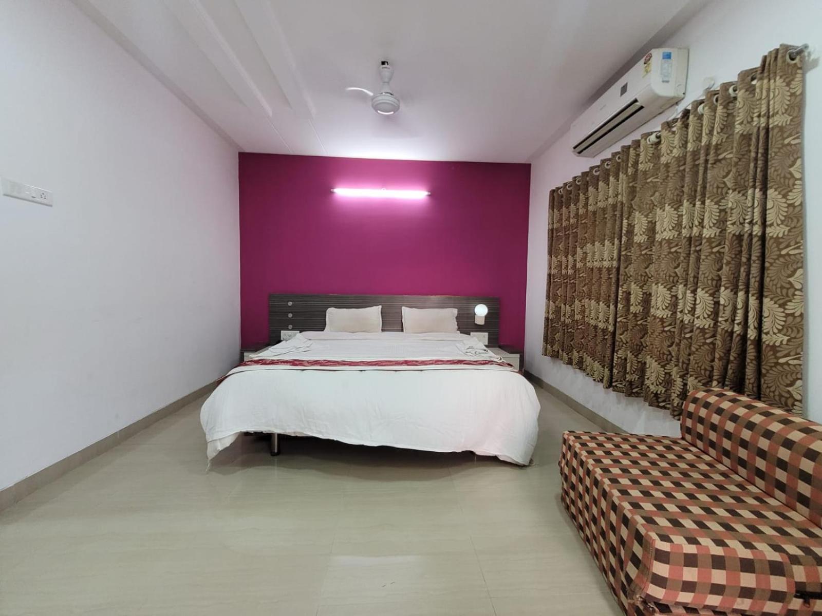 Sandesh Resort