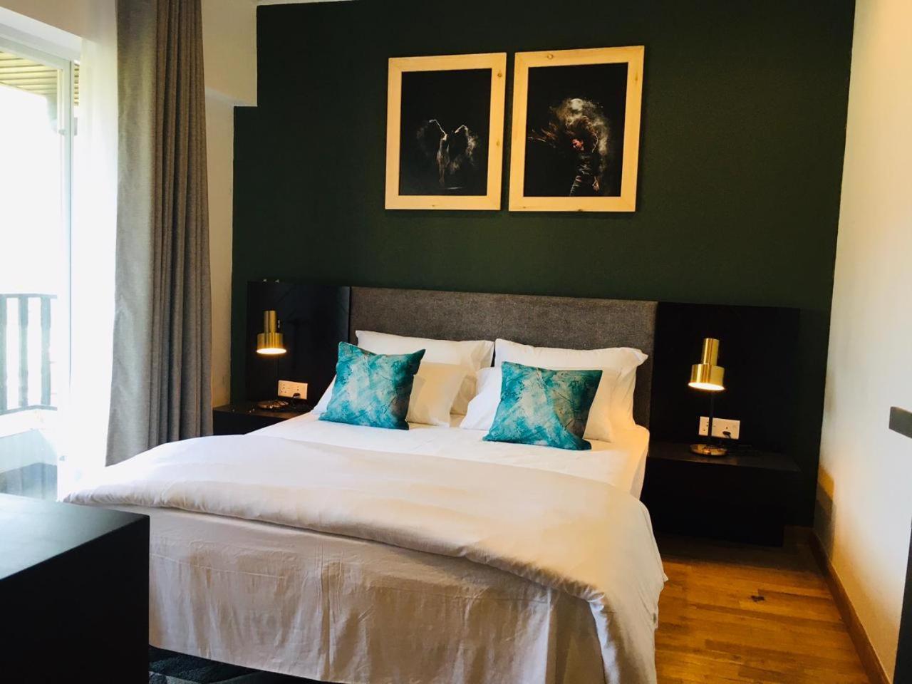 The Greens Luxury Apartment view 3