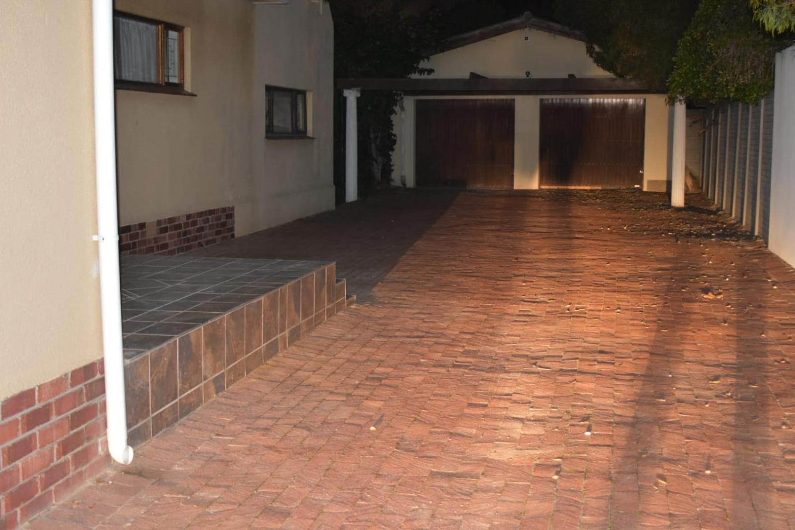 105 on Sarel Cilliers view 2
