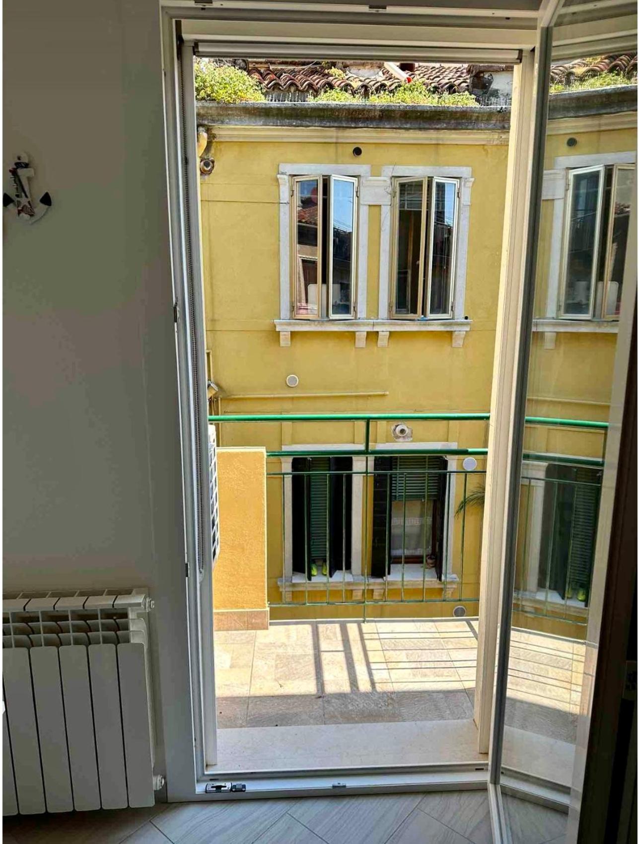 New Apartment 2 - 3 camere con prosecco di benvenuto