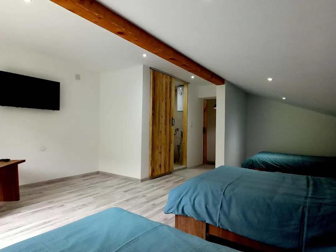 Anur Apartment