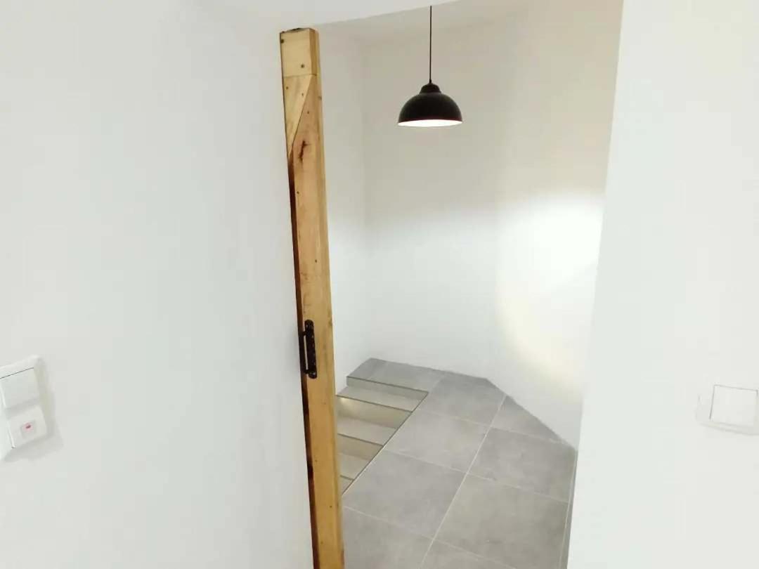 Anur Apartment