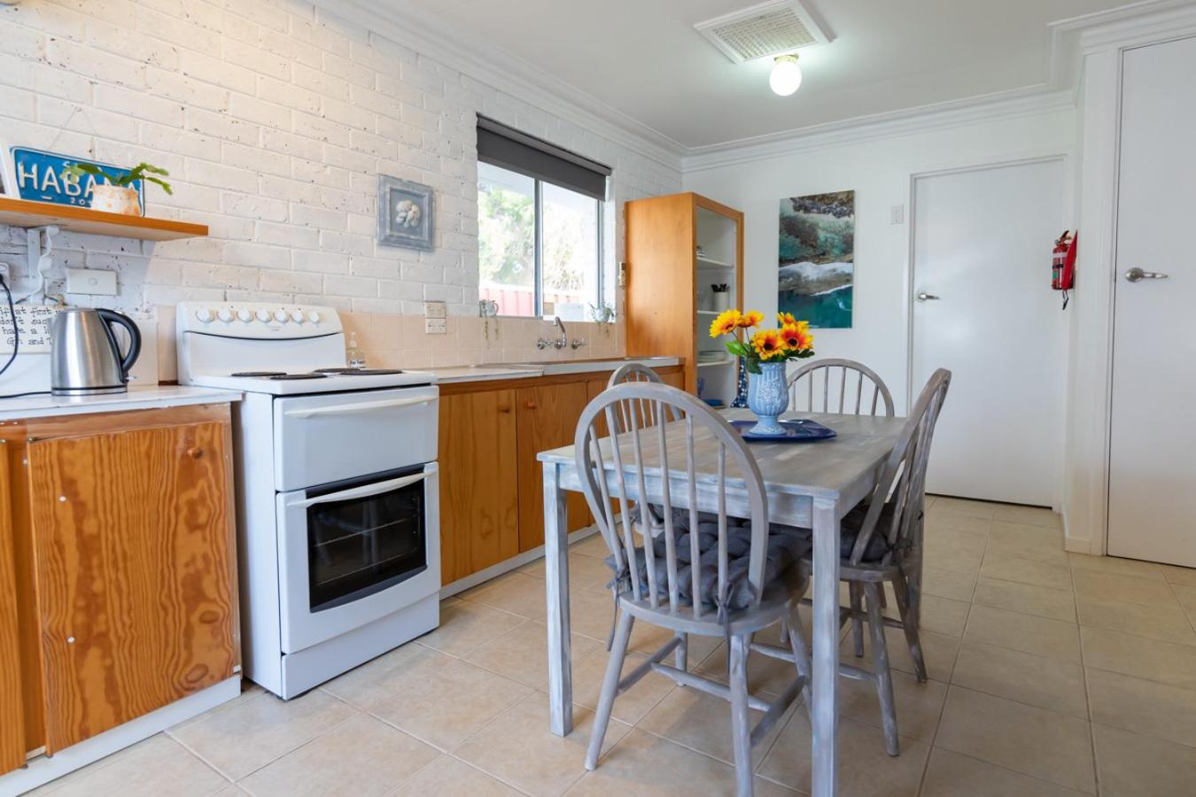 Shabby Chic Shack - 2 bedroom Beach Cottage