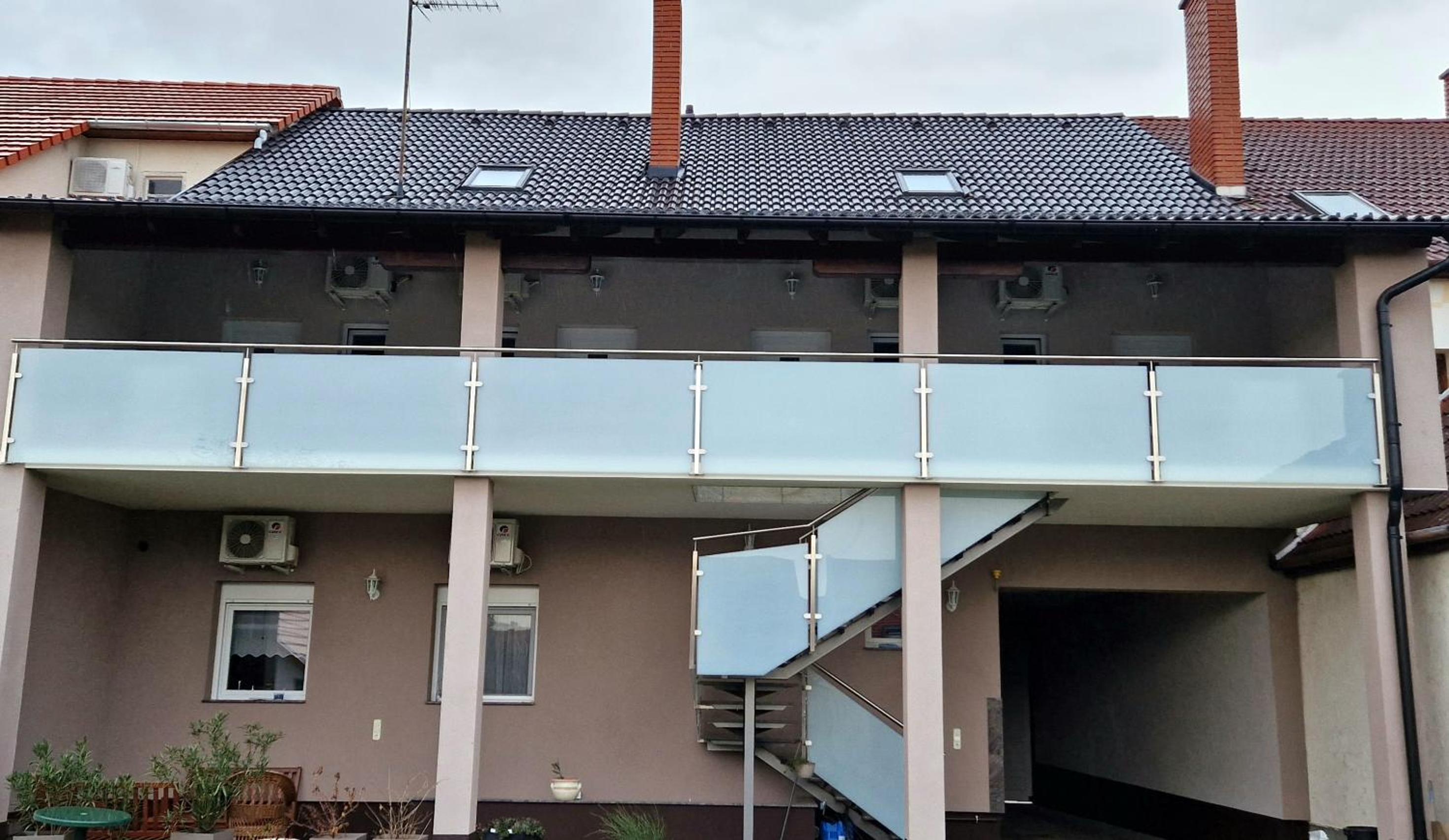 Azra Apartman