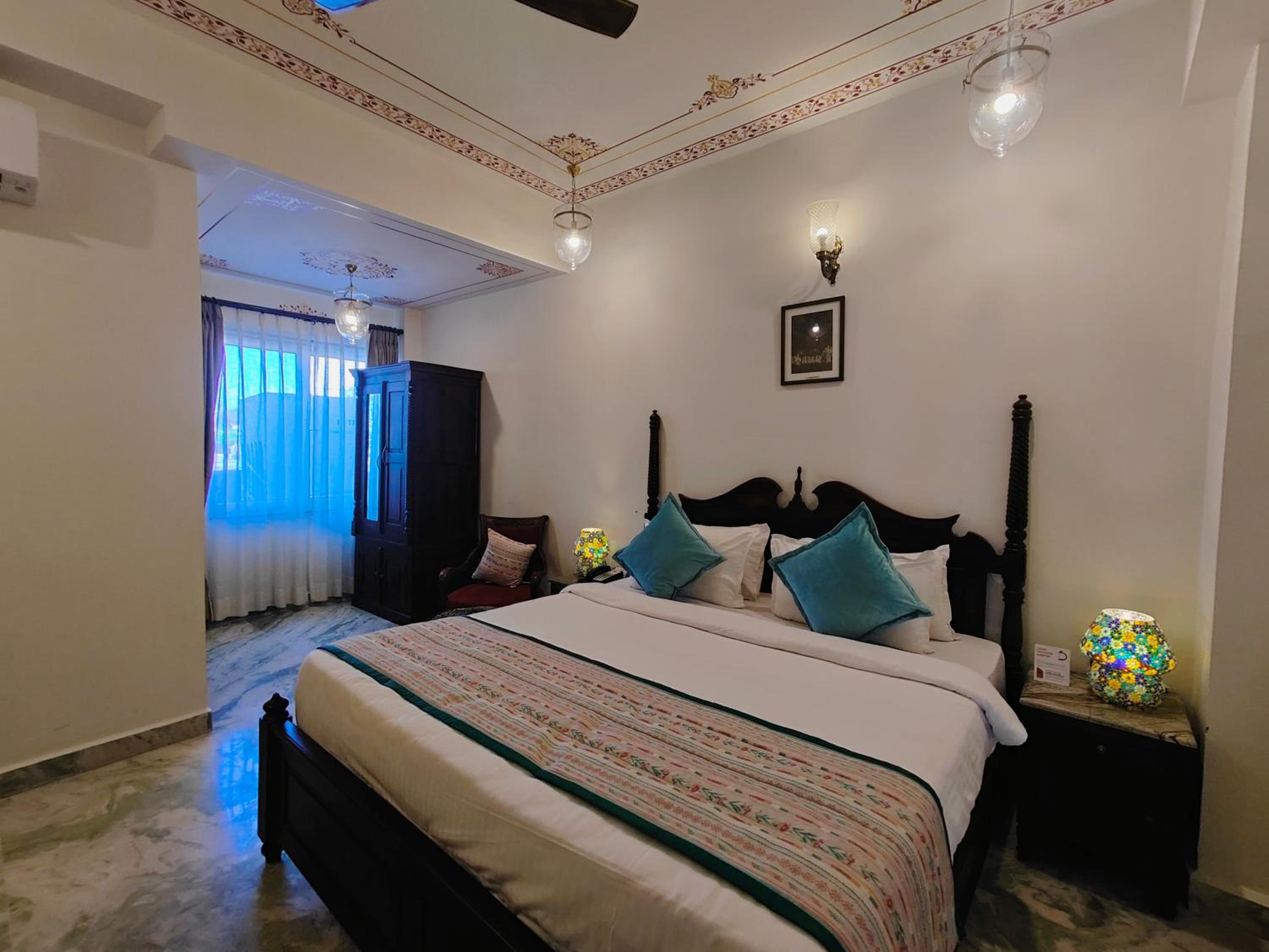 The Amar Mahal by Trulyy