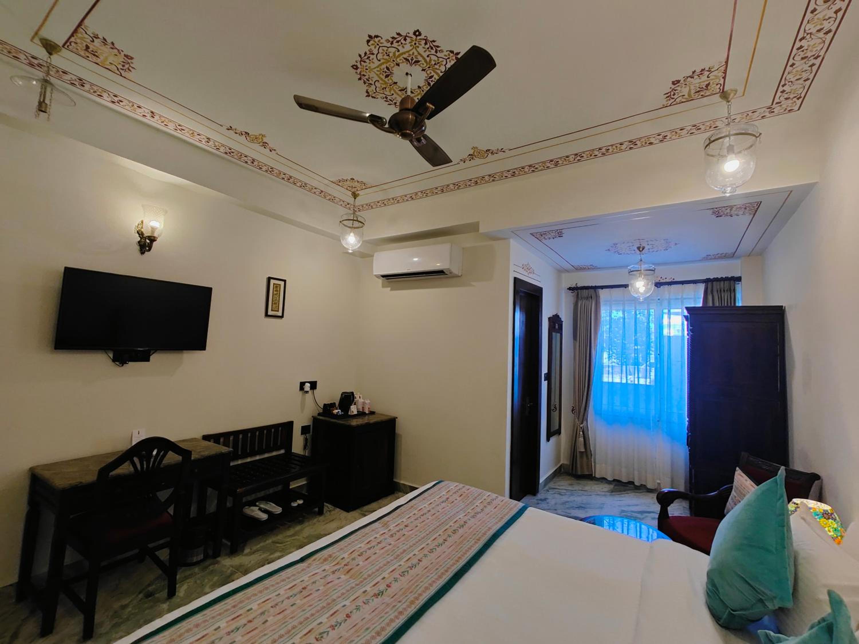 The Amar Mahal by Trulyy