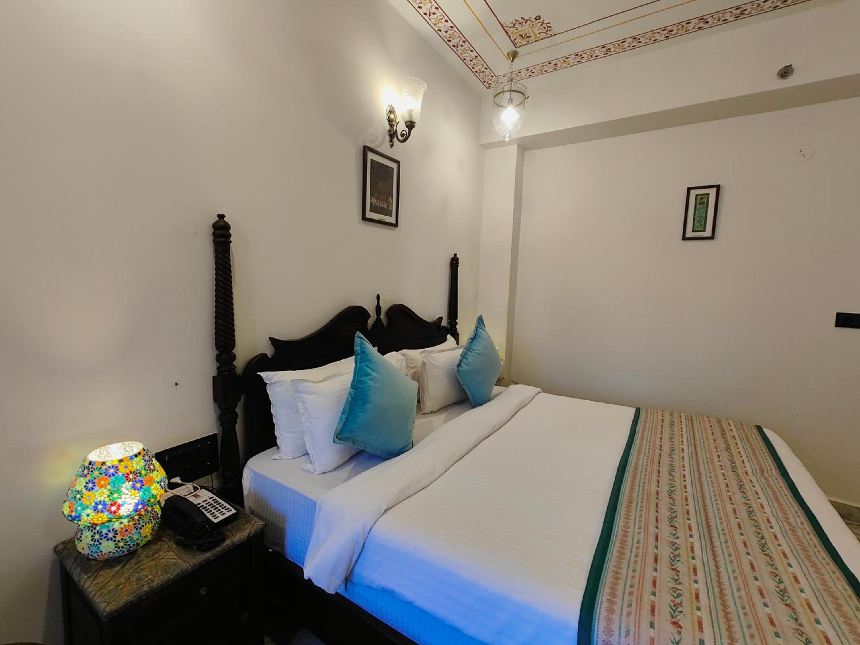 The Amar Mahal by Trulyy