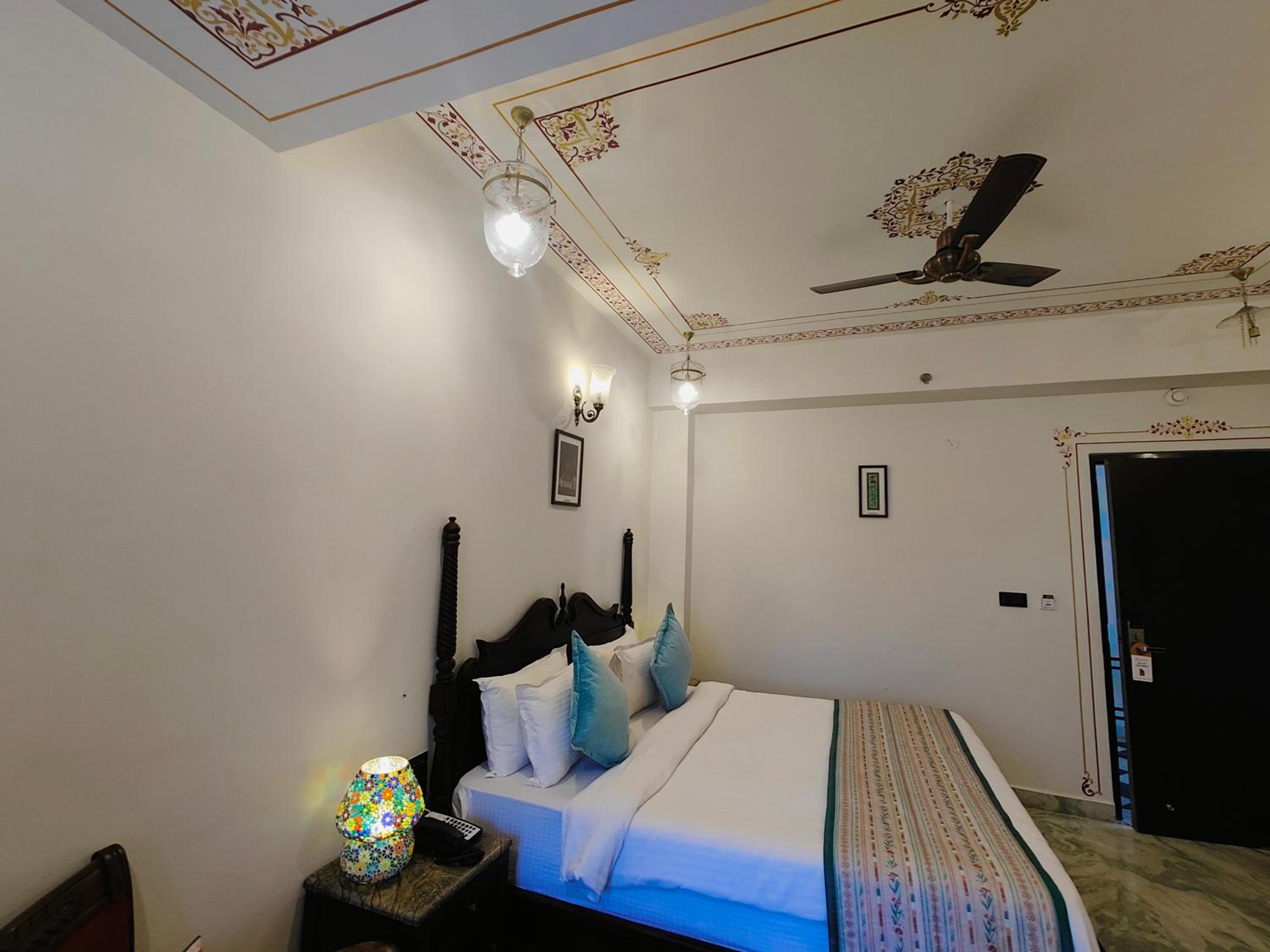 The Amar Mahal by Trulyy