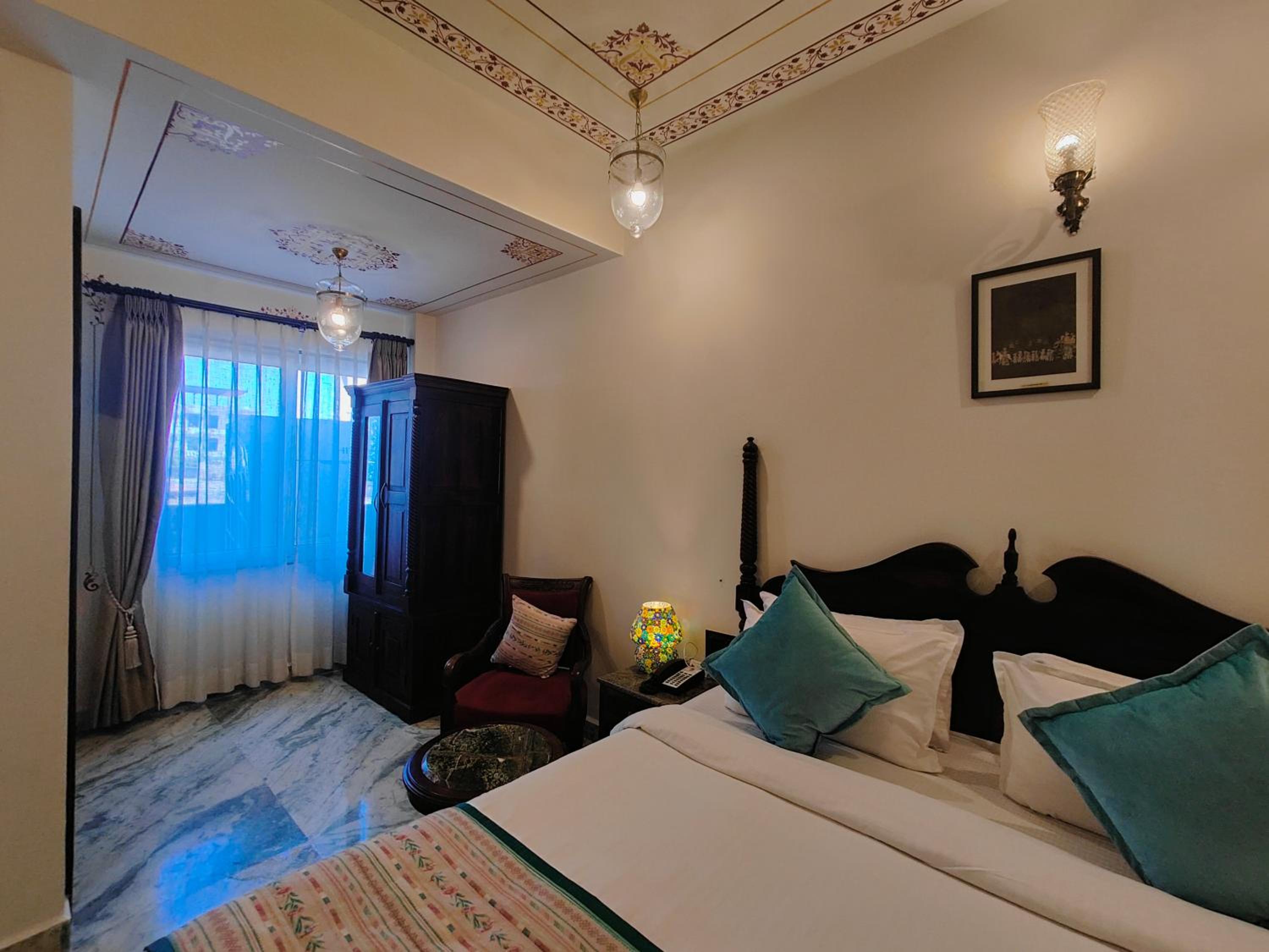 The Amar Mahal by Trulyy