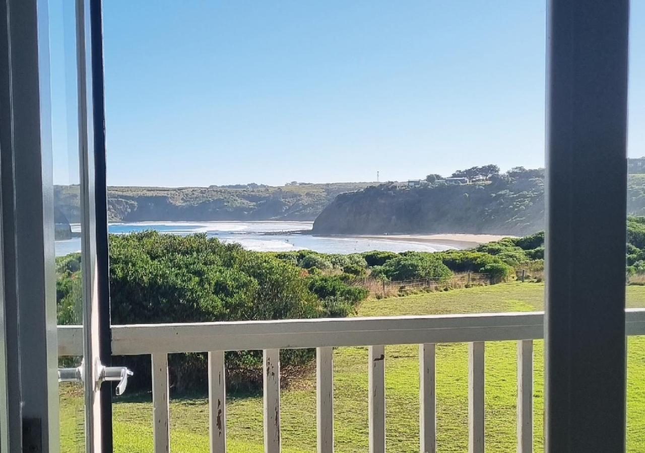 1-bedroom unit with stunning ocean views!