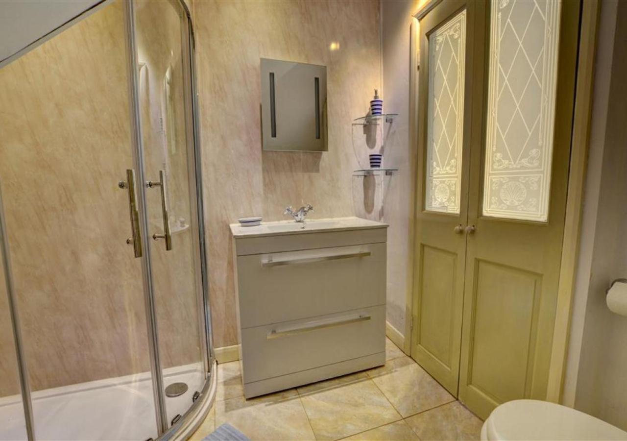 2 Bed in Lynmouth oc-aberly