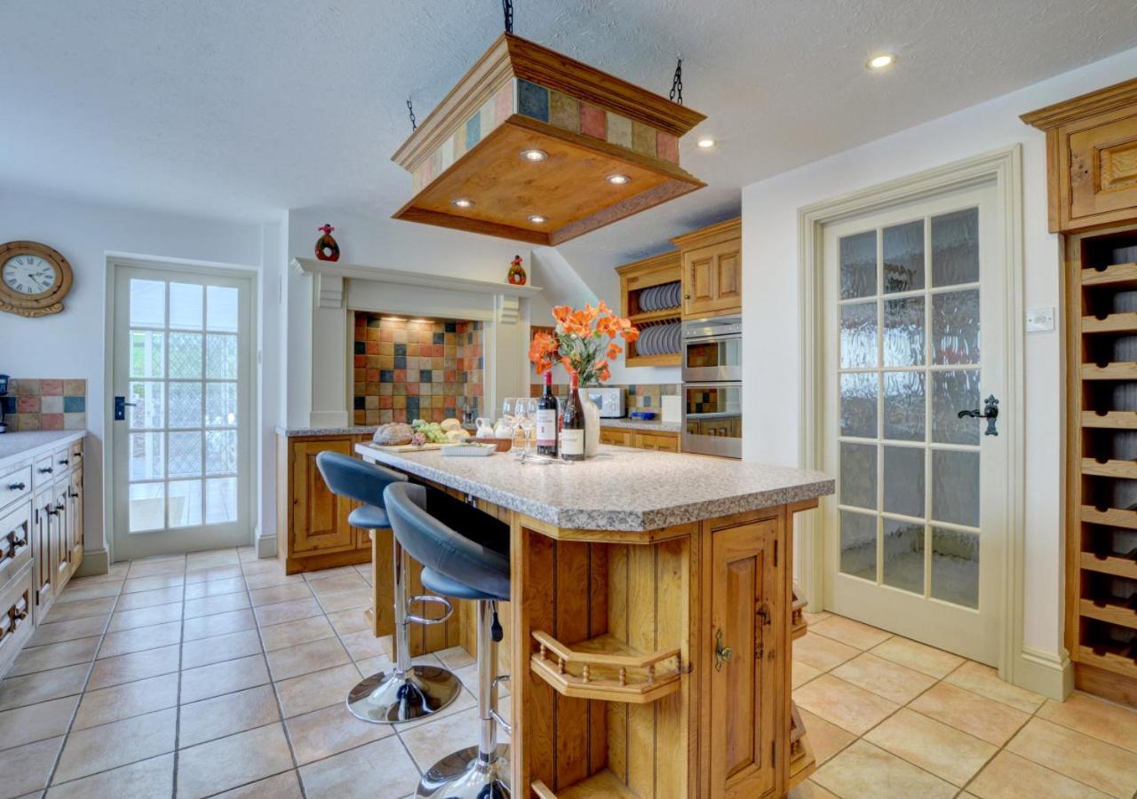 4 Bed in Braunton oc-anchor