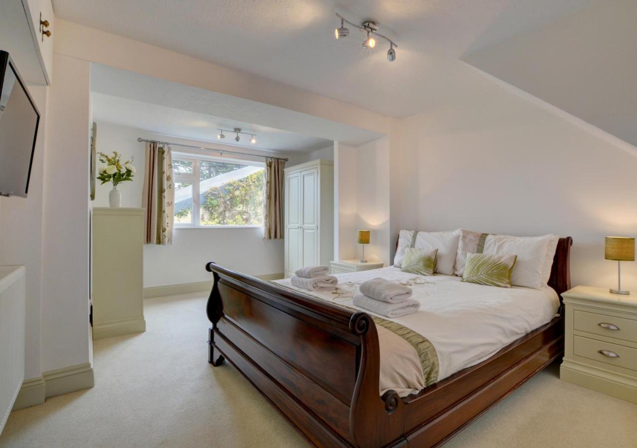 4 Bed in Braunton oc-anchor