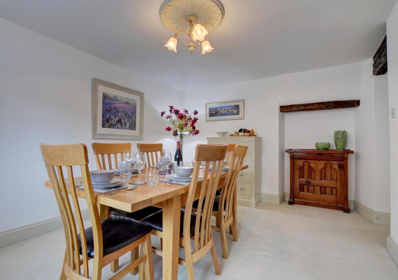 4 Bed in Braunton oc-anchor