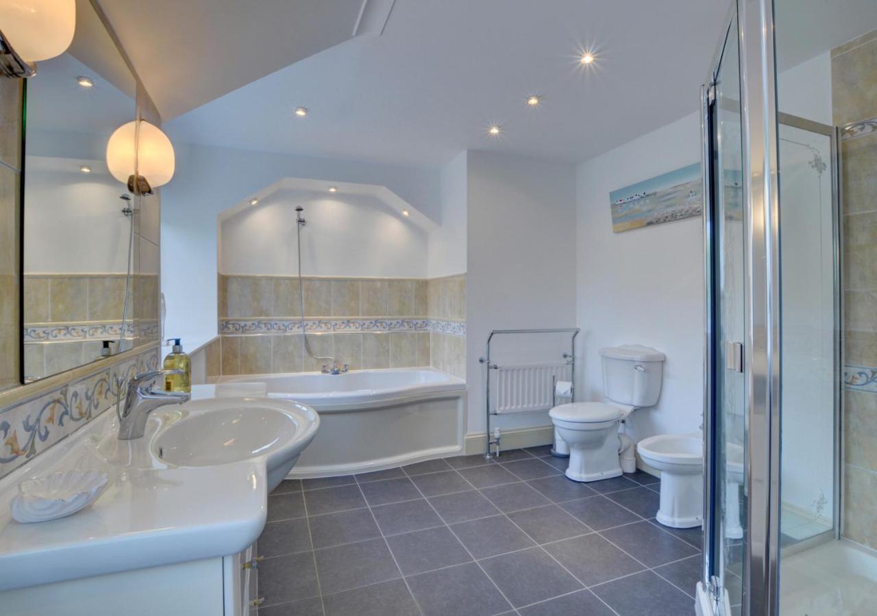 4 Bed in Braunton oc-anchor