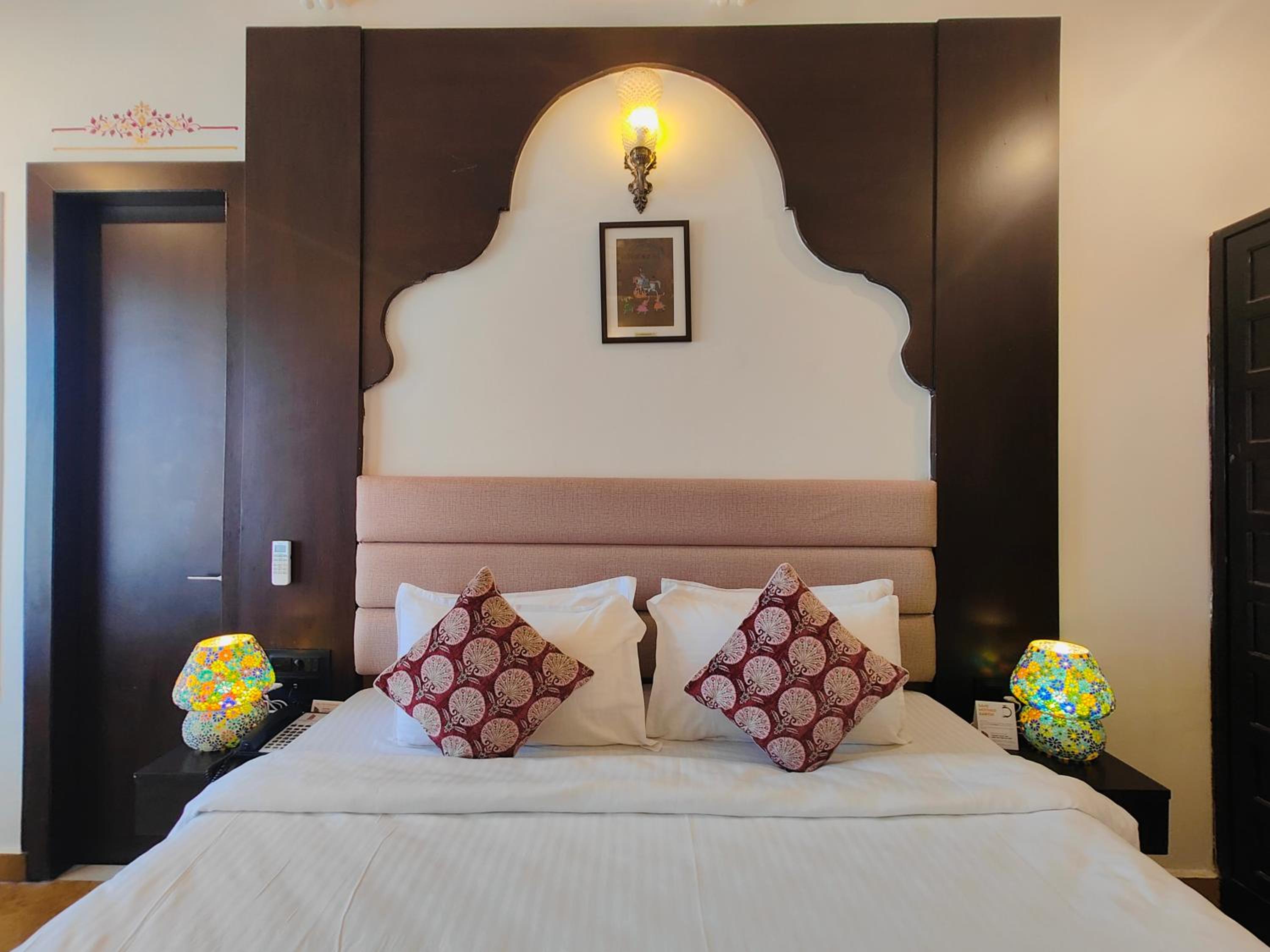 The Amar Mahal by Trulyy