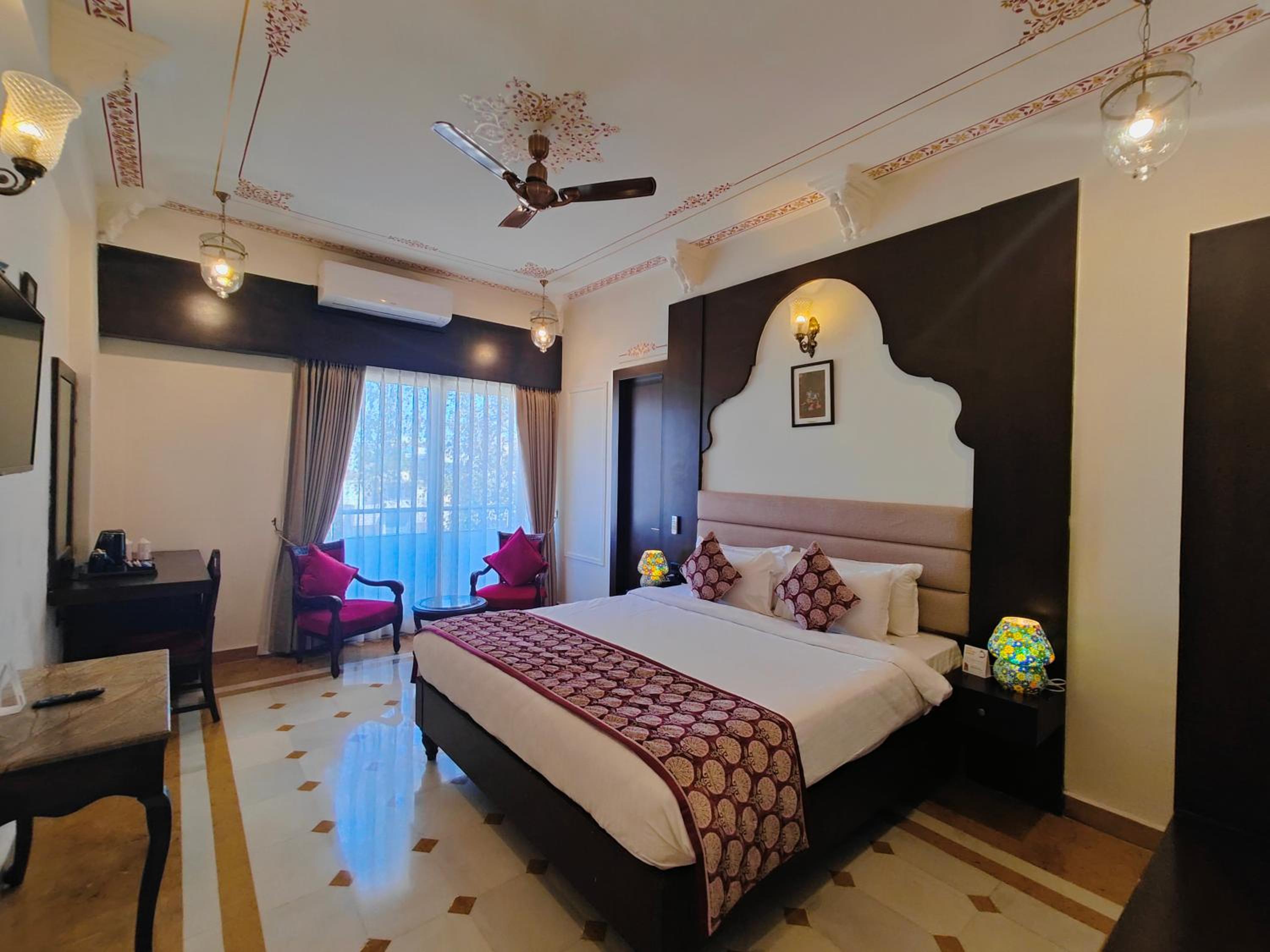 The Amar Mahal by Trulyy