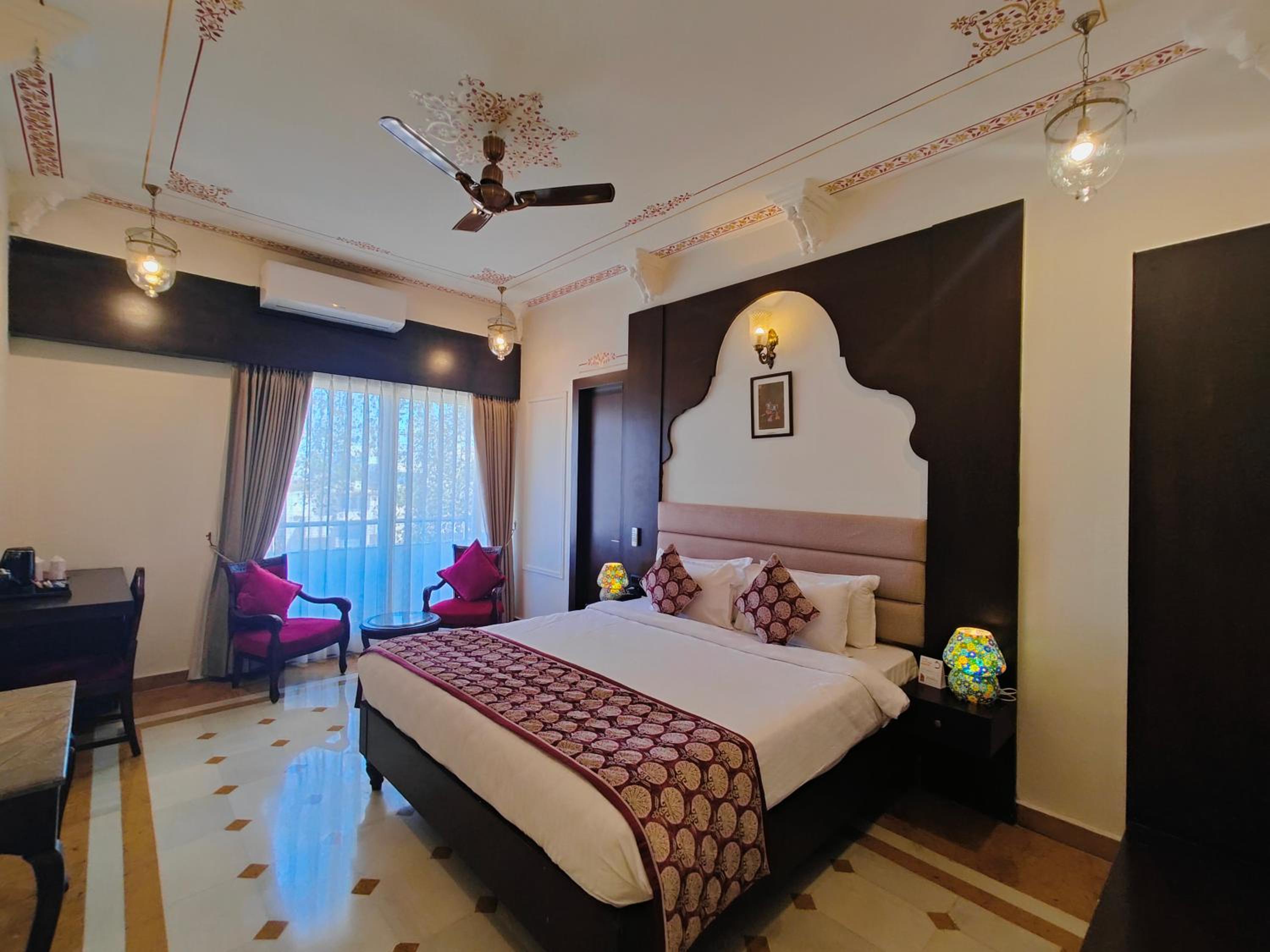 The Amar Mahal by Trulyy