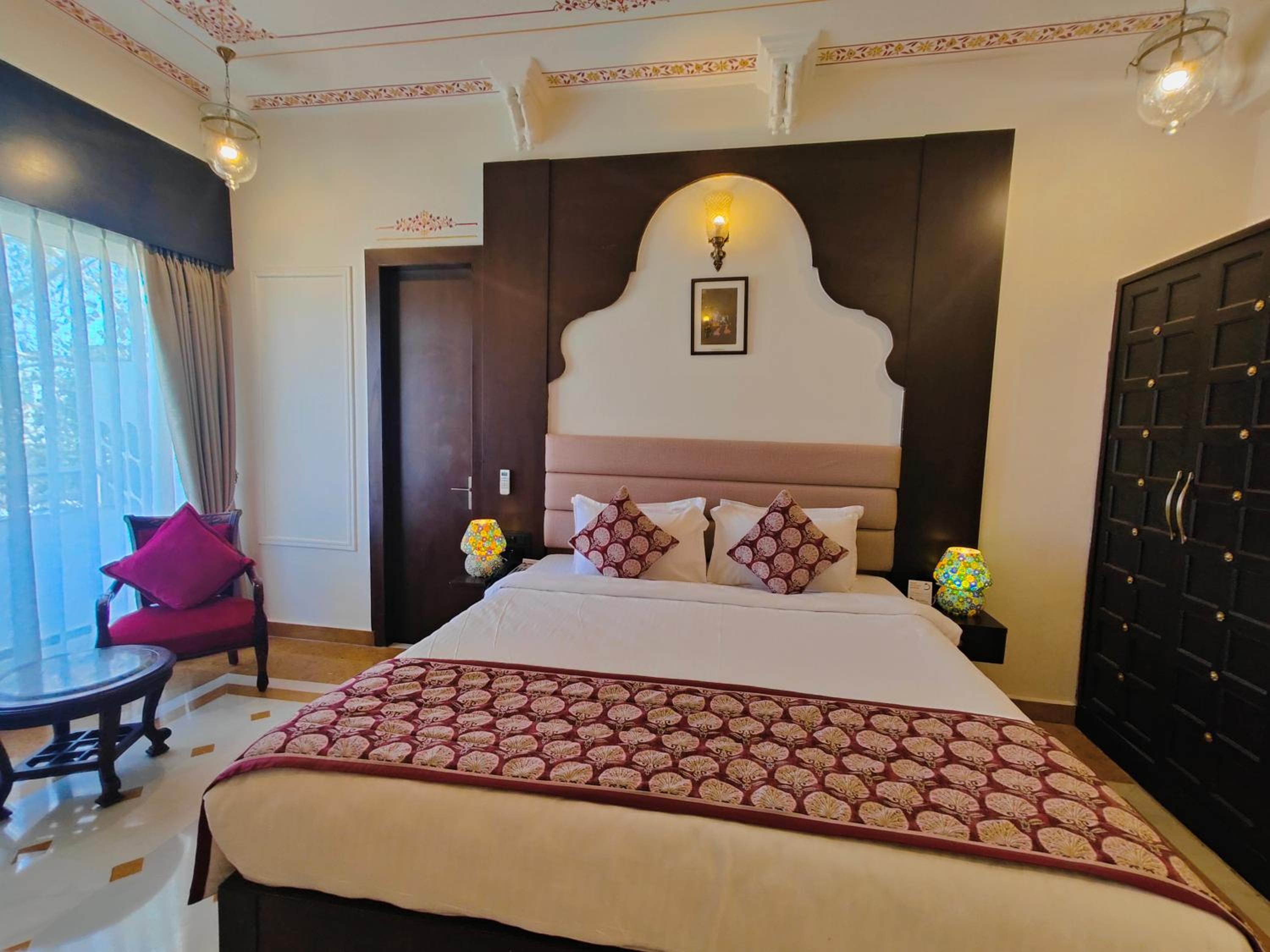 The Amar Mahal by Trulyy