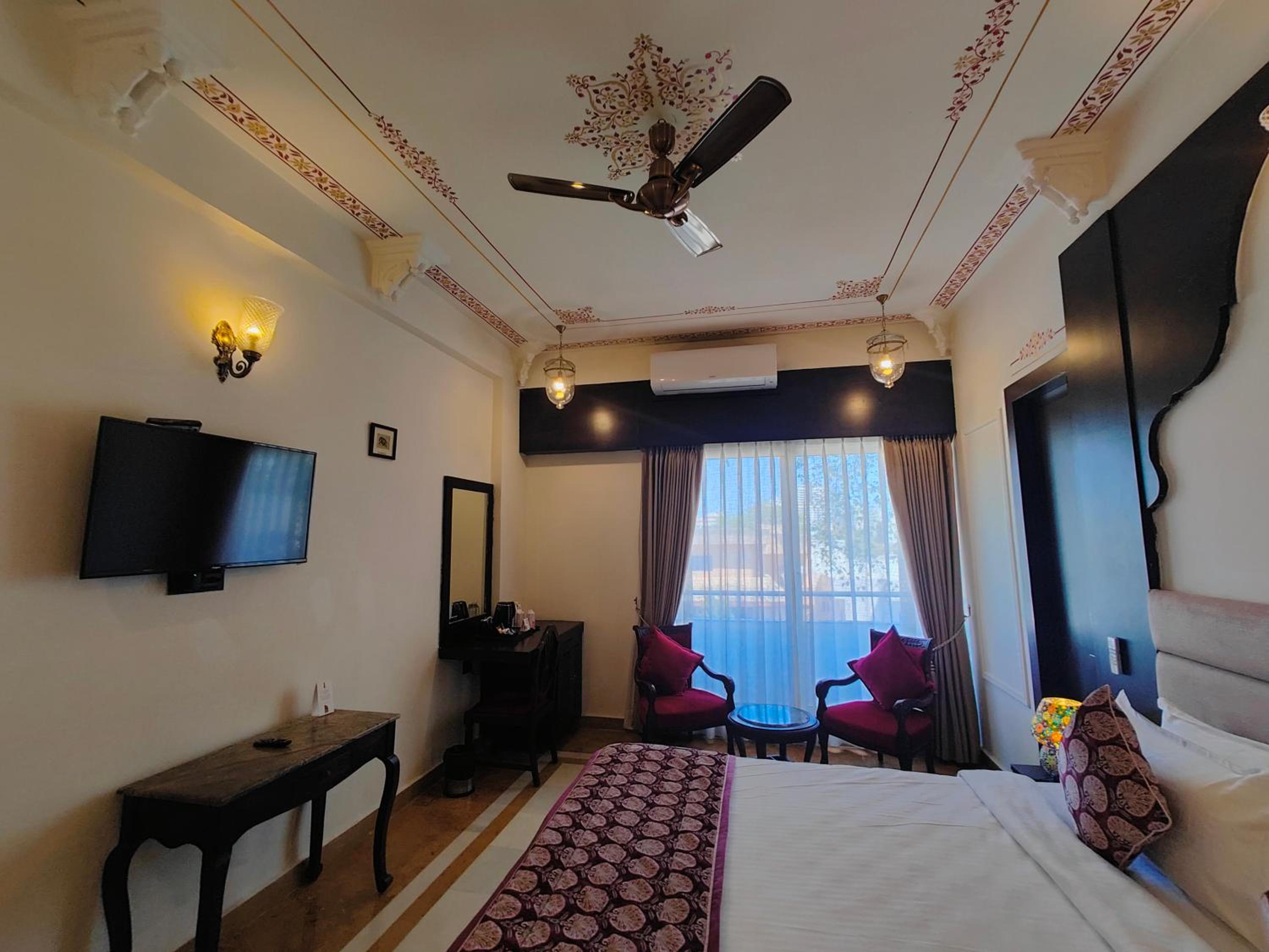 The Amar Mahal by Trulyy