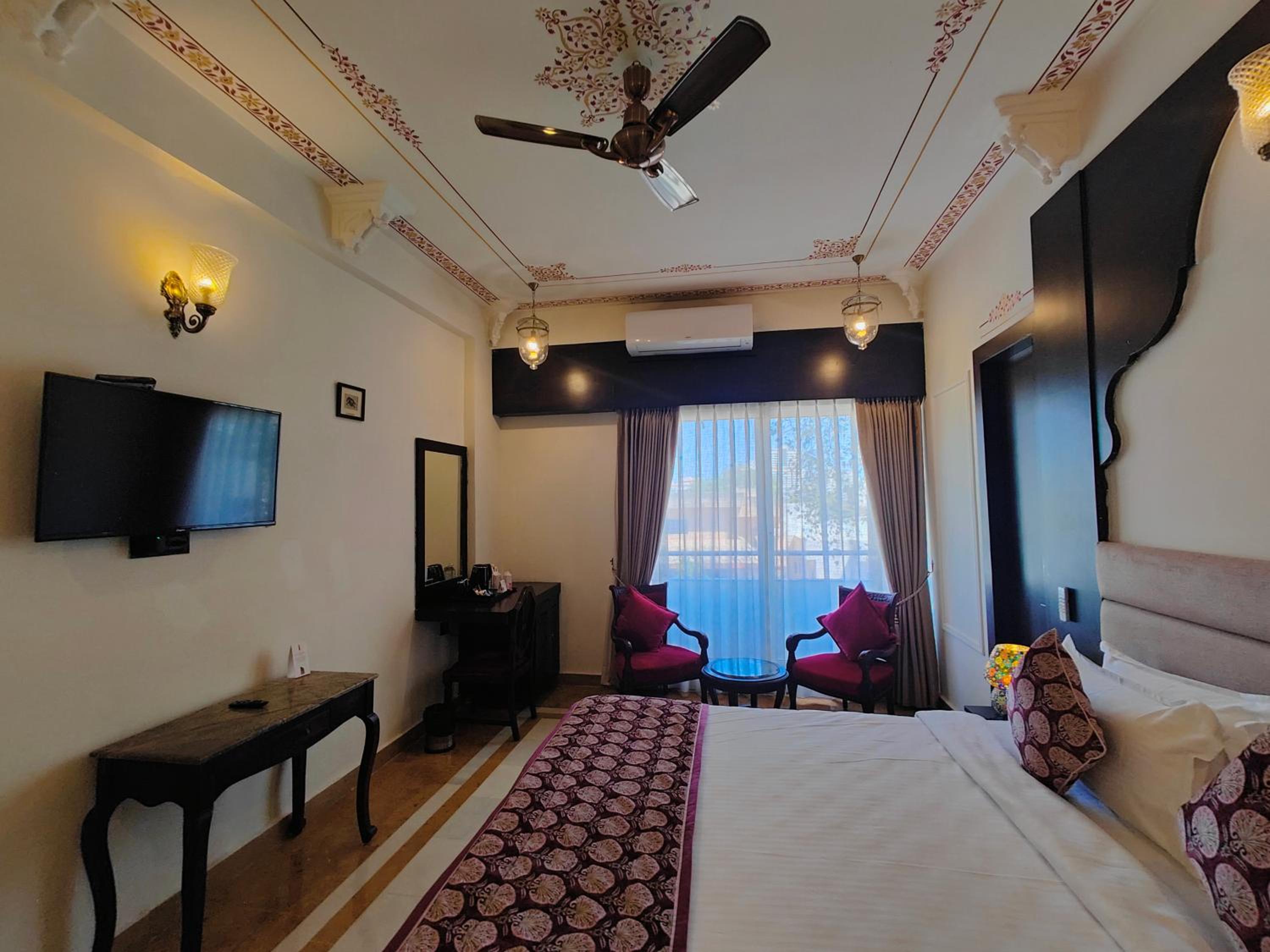 The Amar Mahal by Trulyy