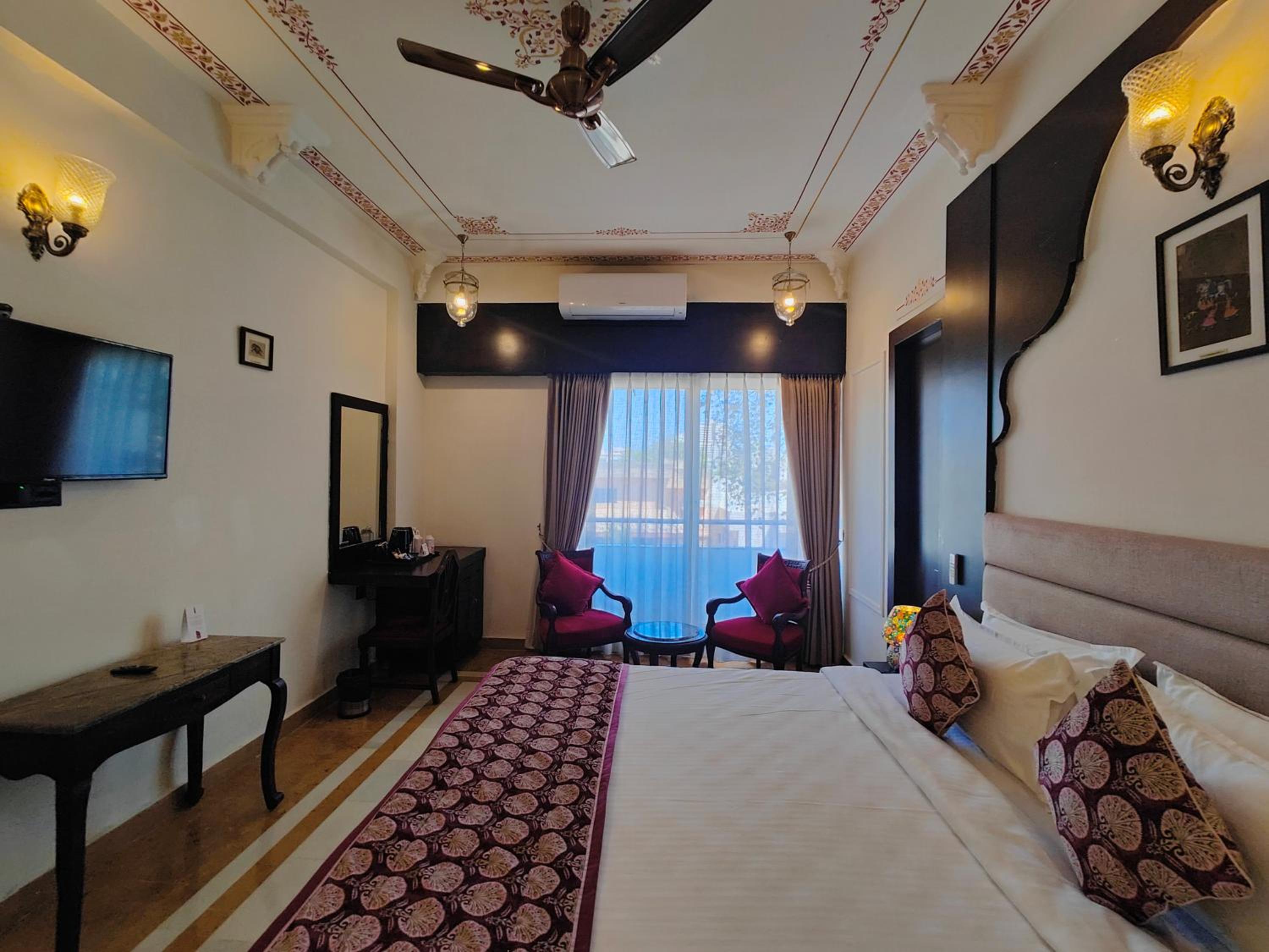 The Amar Mahal by Trulyy