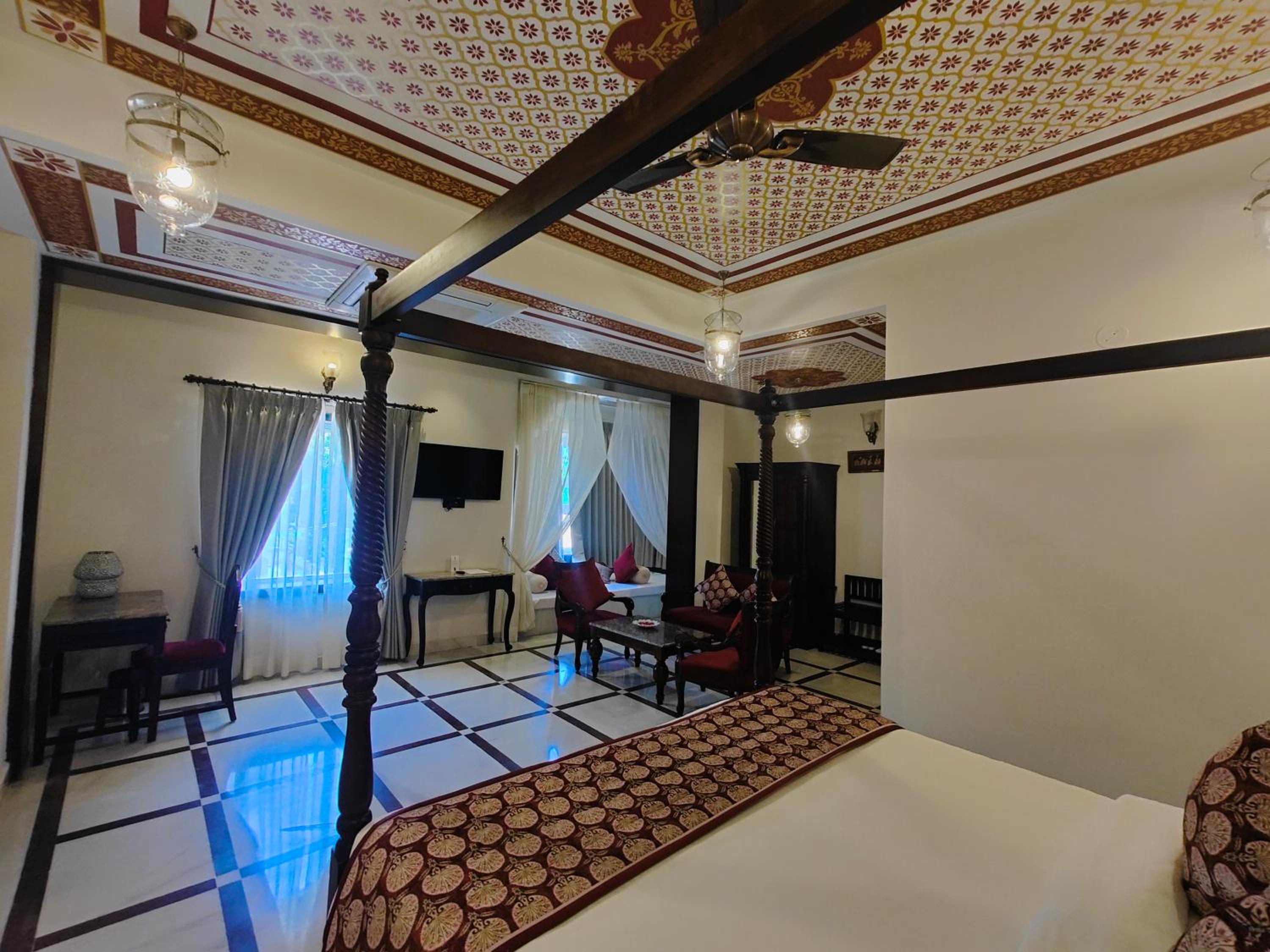 The Amar Mahal by Trulyy