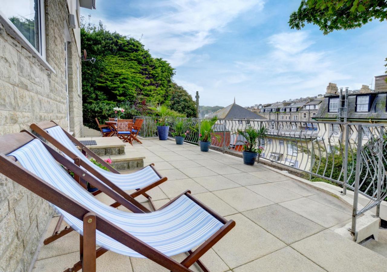 4 Bed in Ilfracombe oc-autumn