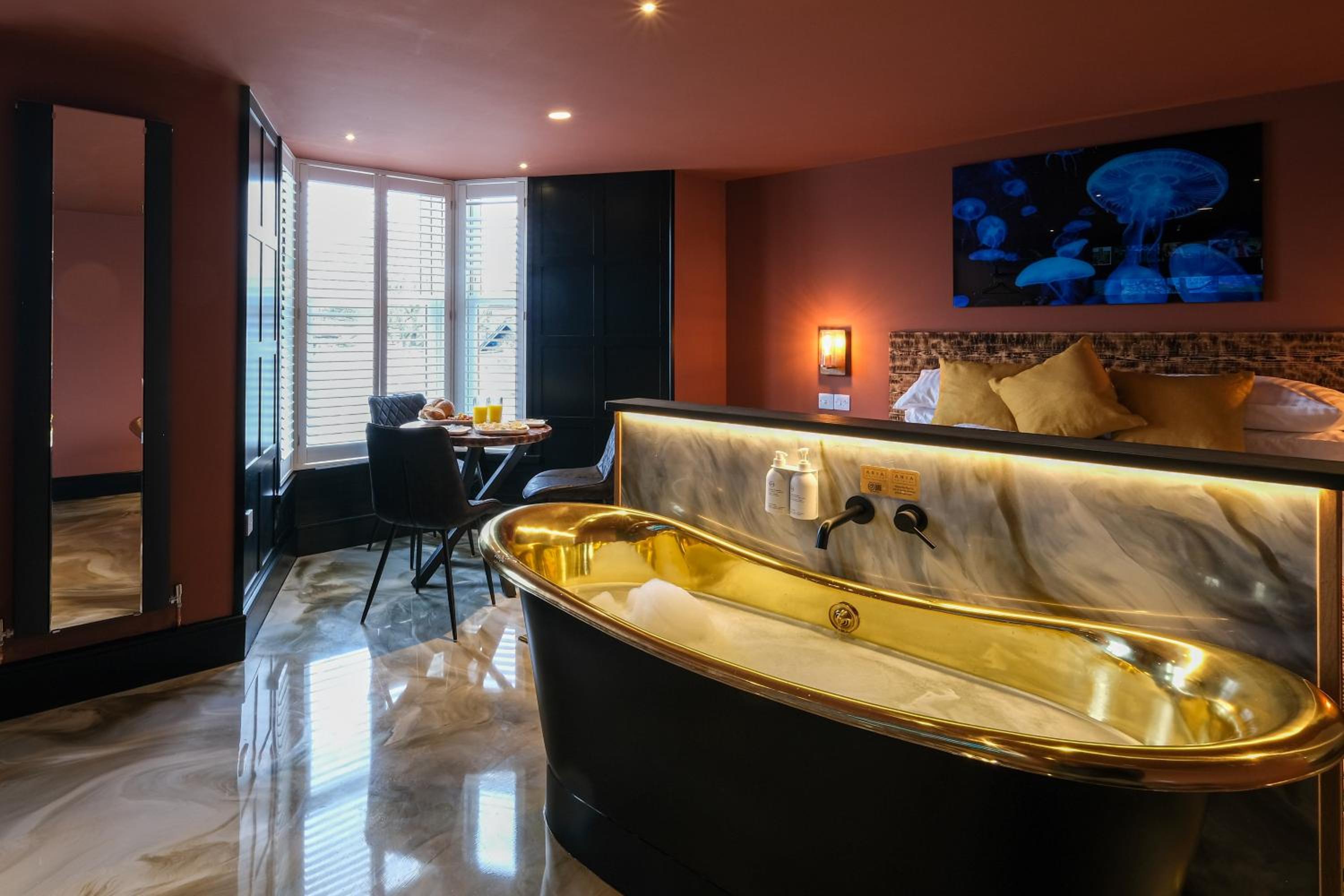 hotel room