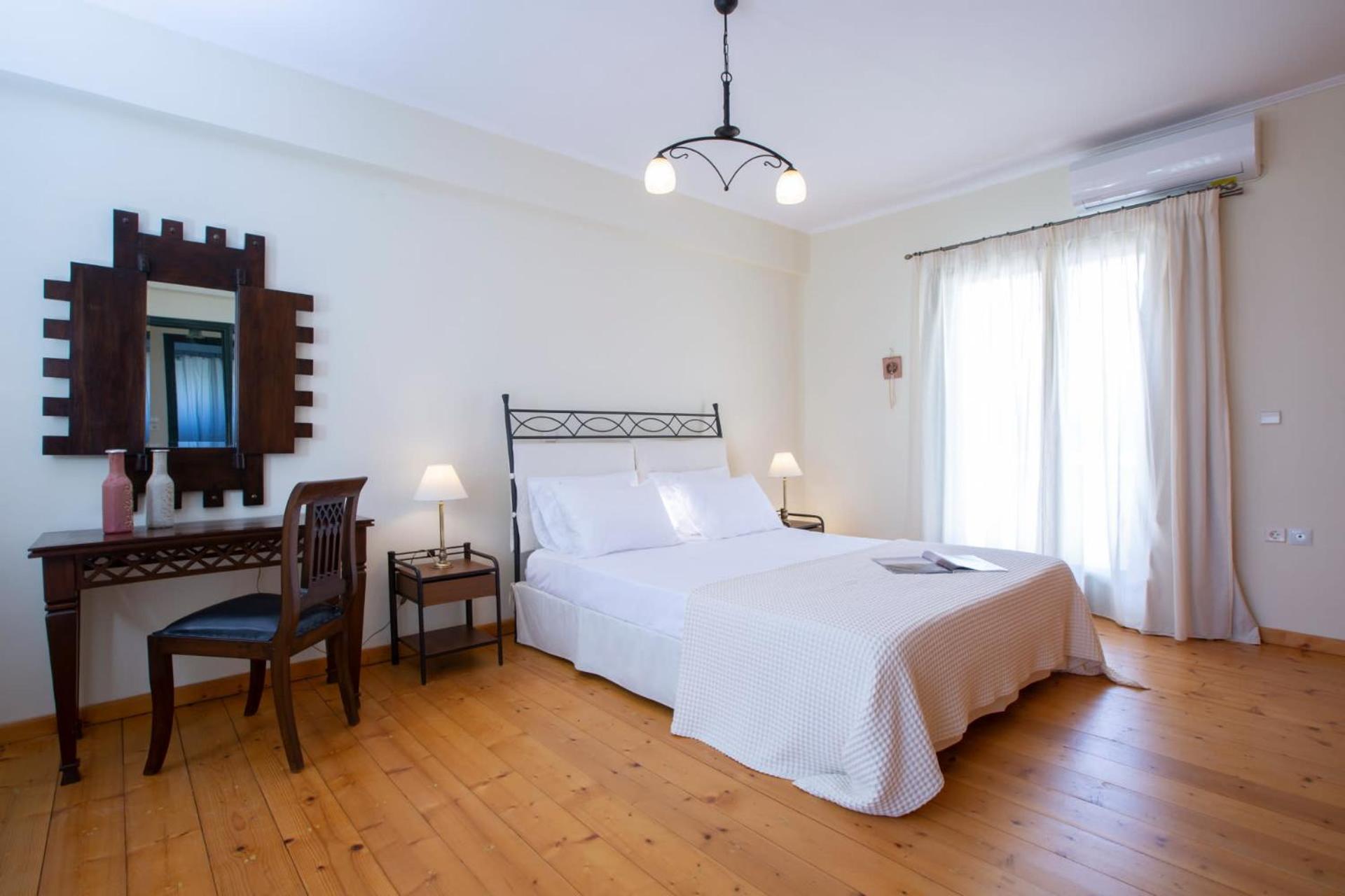 Serene villa Meganisi - Seaview & Exclusive Pool photo 3