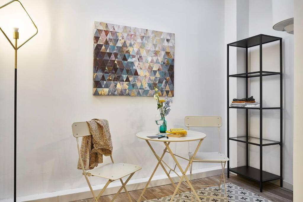 BeBarceloner Eixample Duplex Apartments