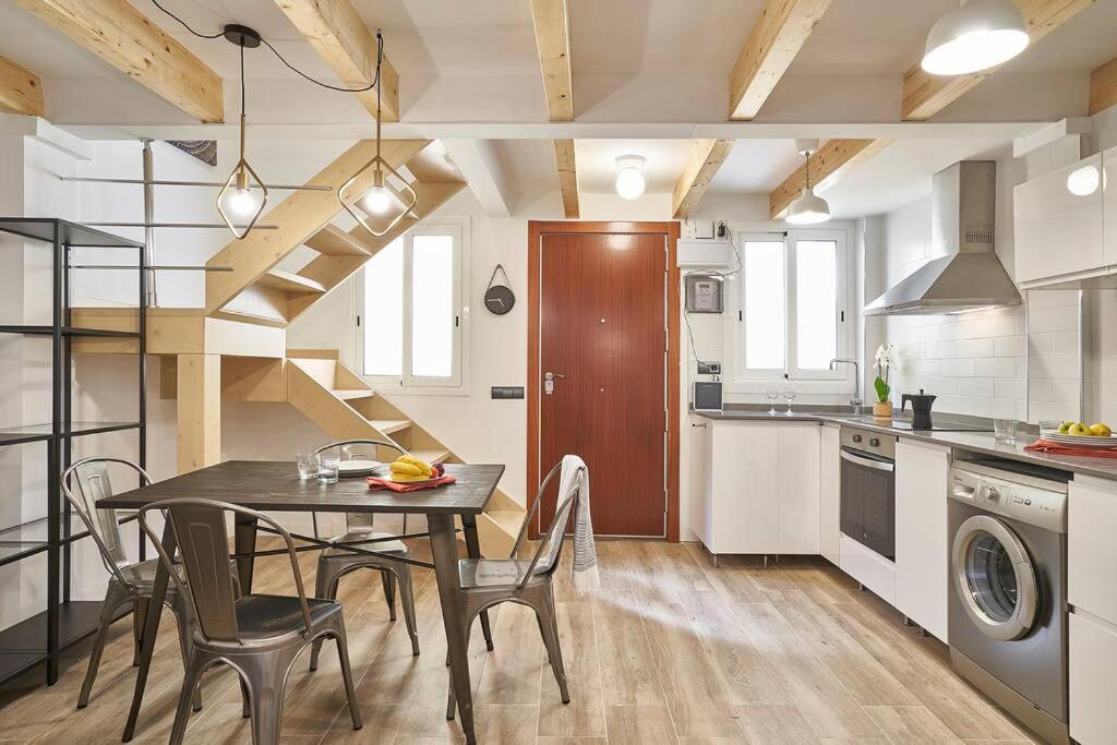 BeBarceloner Eixample Duplex Apartments