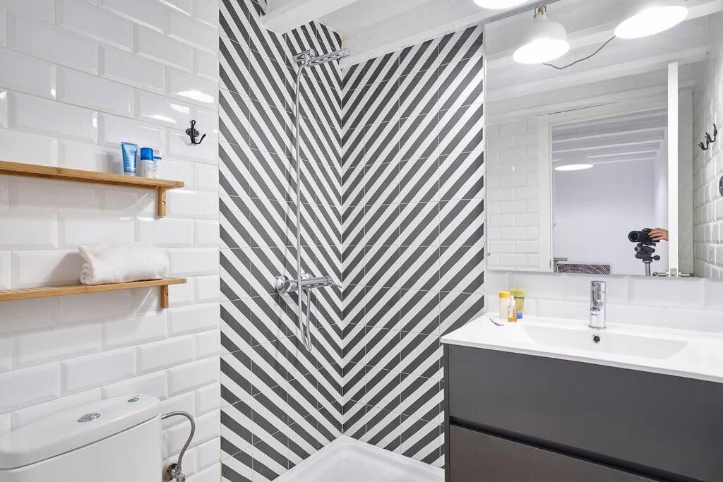 BeBarceloner Eixample Duplex Apartments
