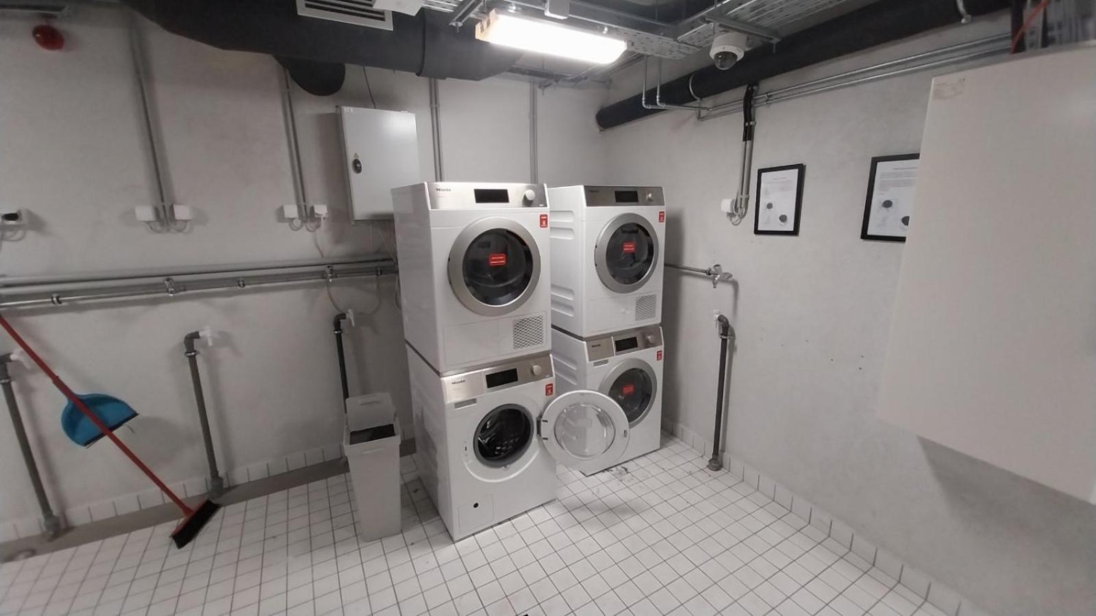 Peaceful Basement Apartment with Terrace & free GYM