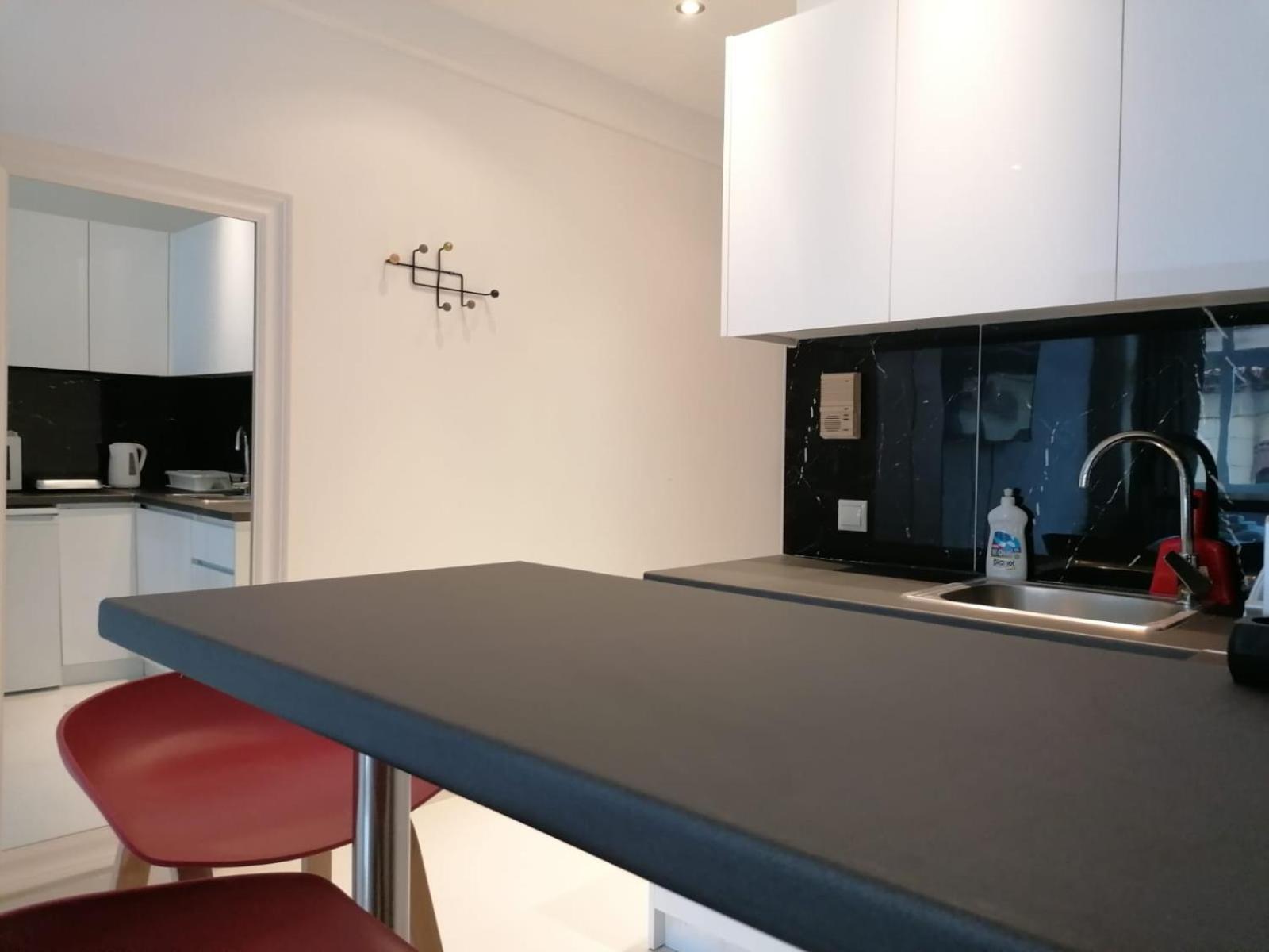 Syntagma Nest Apartment