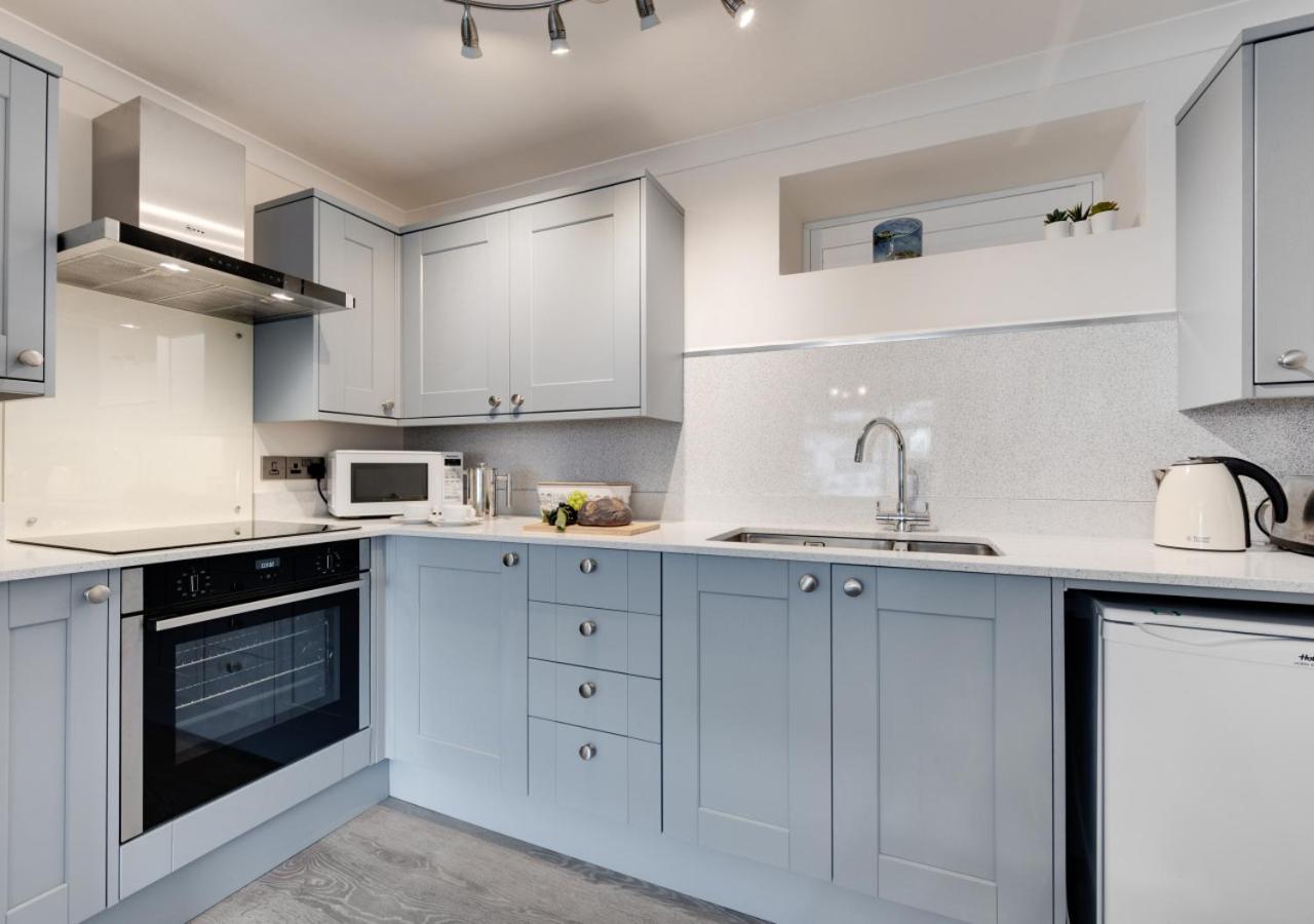 1 Bed in West Looe oc-1west view 4
