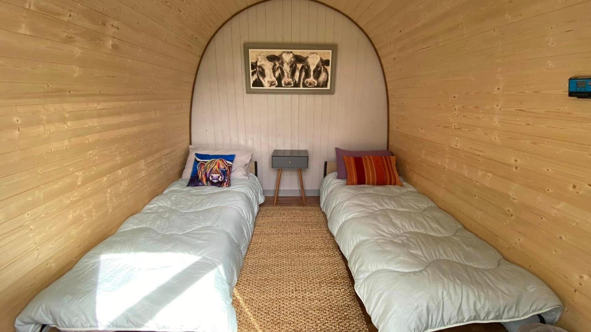 Hotel MotoCamp Wales -Camping Pods - Image 1